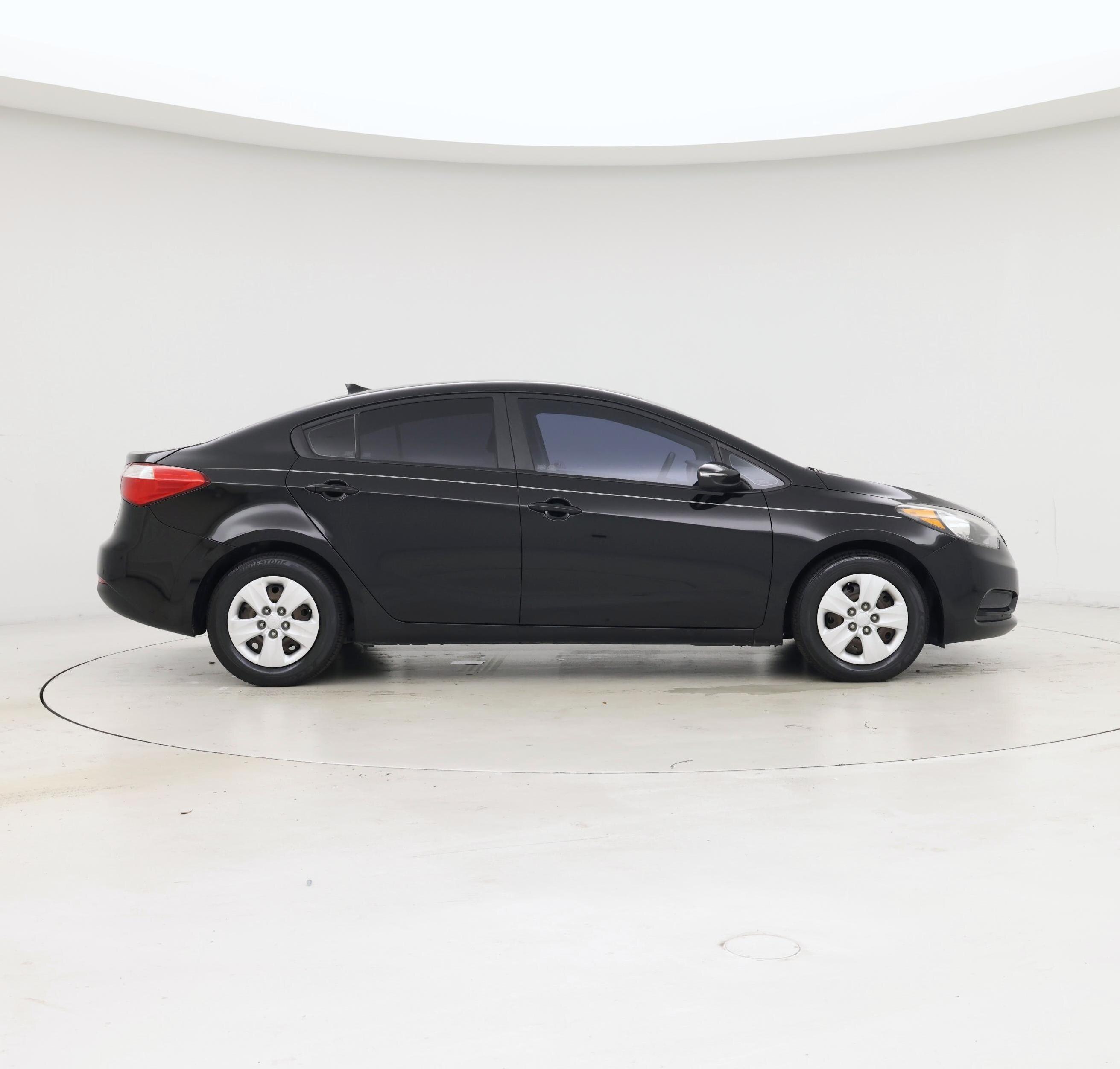 Thumbnail: 2016 Kia Forte - 7