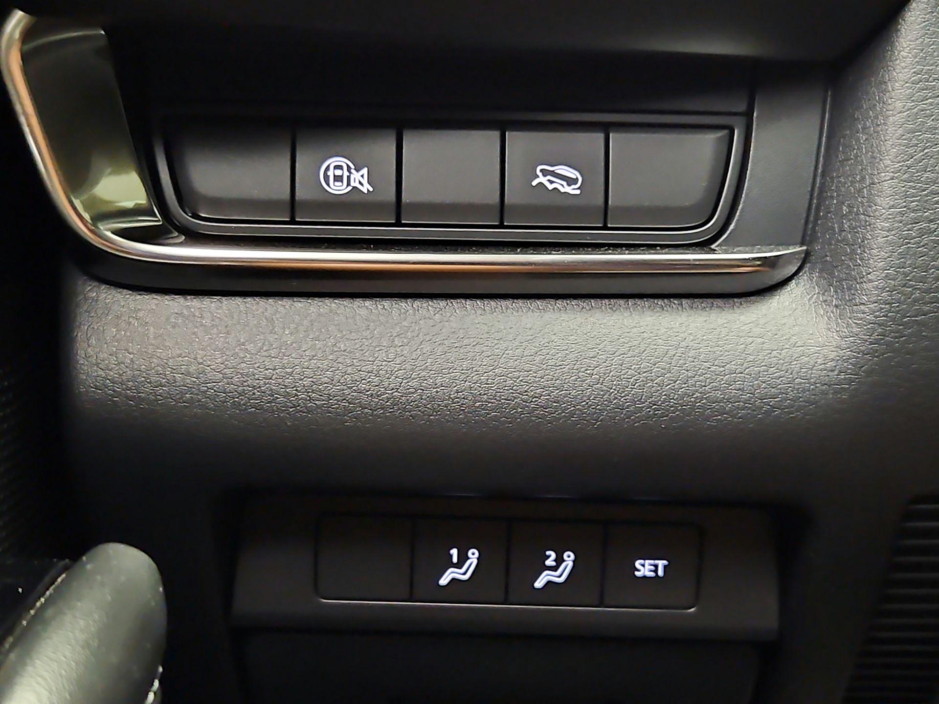 Thumbnail: 2025 Mazda CX-30 - 13