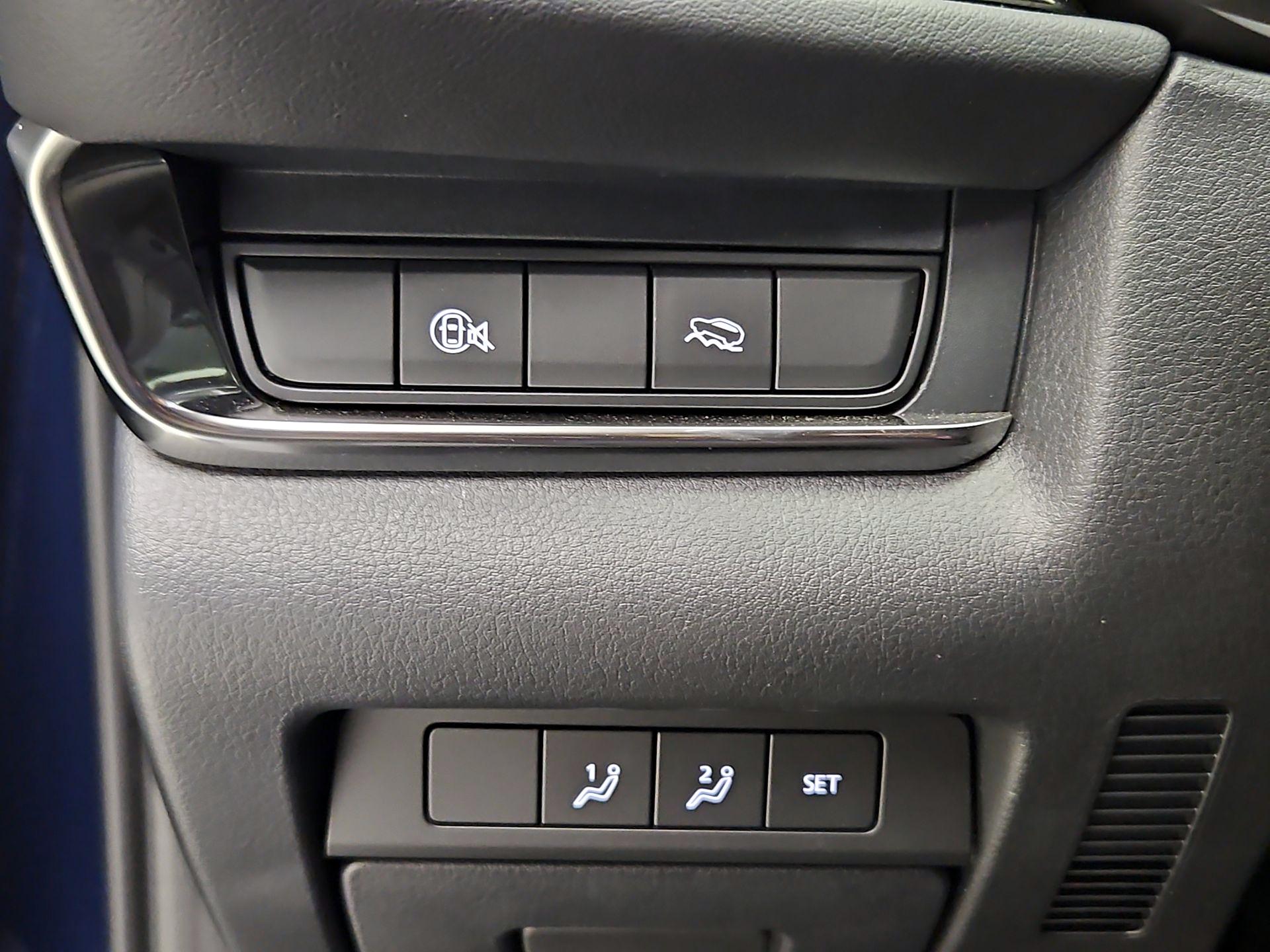 Thumbnail: 2025 Mazda CX-30 - 13