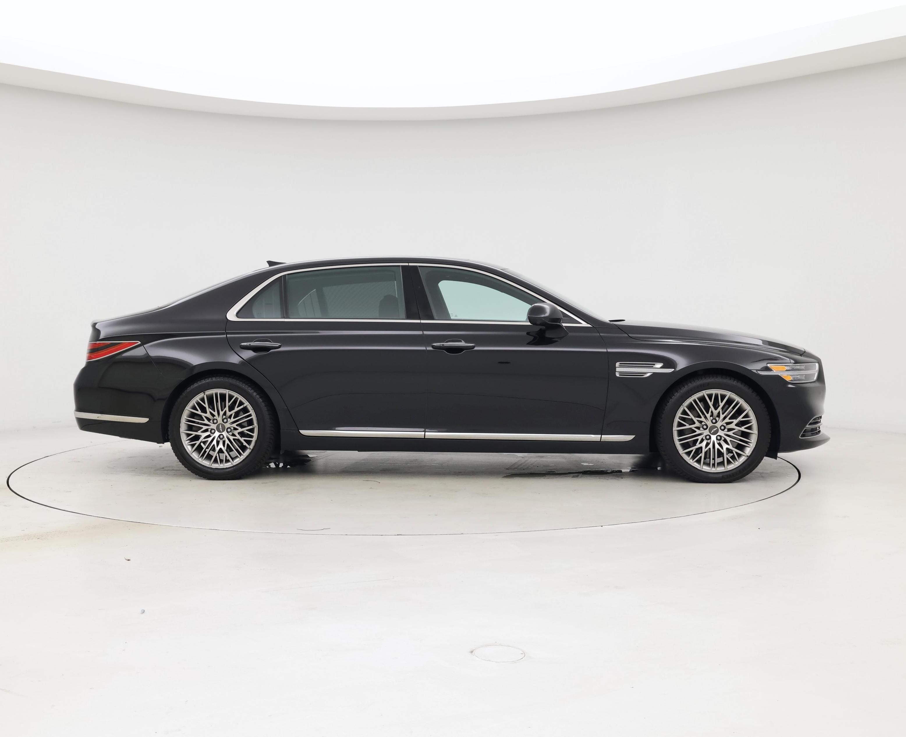 Thumbnail: 2021 Genesis G90 - 7
