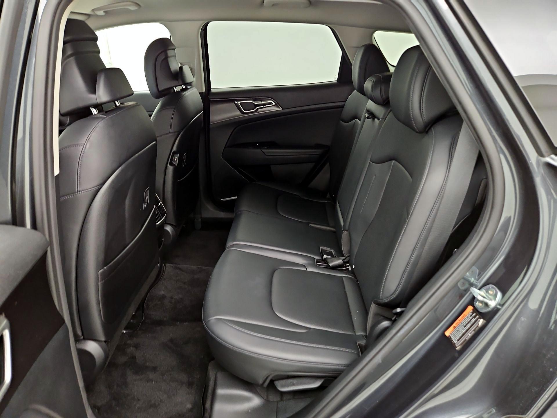Thumbnail: 2023 Kia Sportage - 20