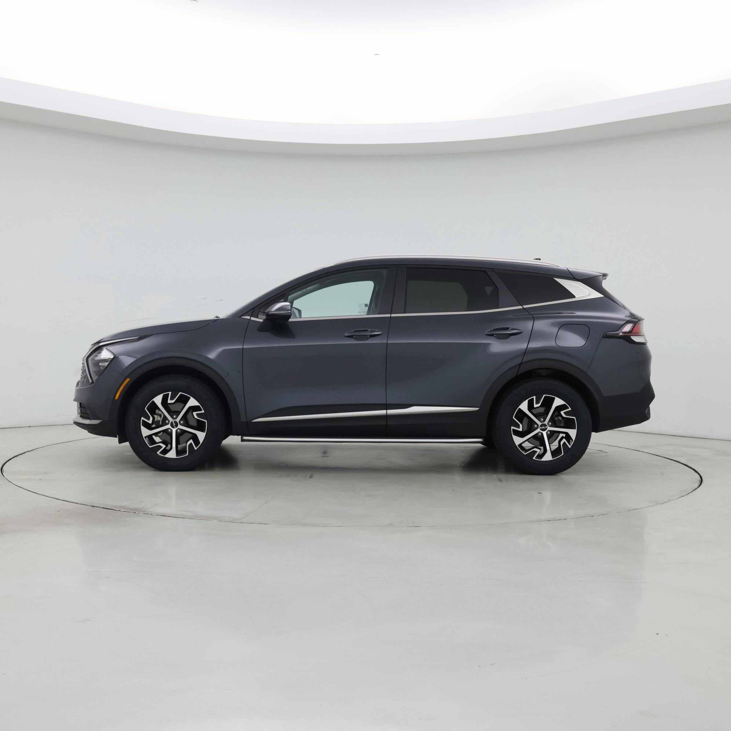 Thumbnail: 2023 Kia Sportage - 3