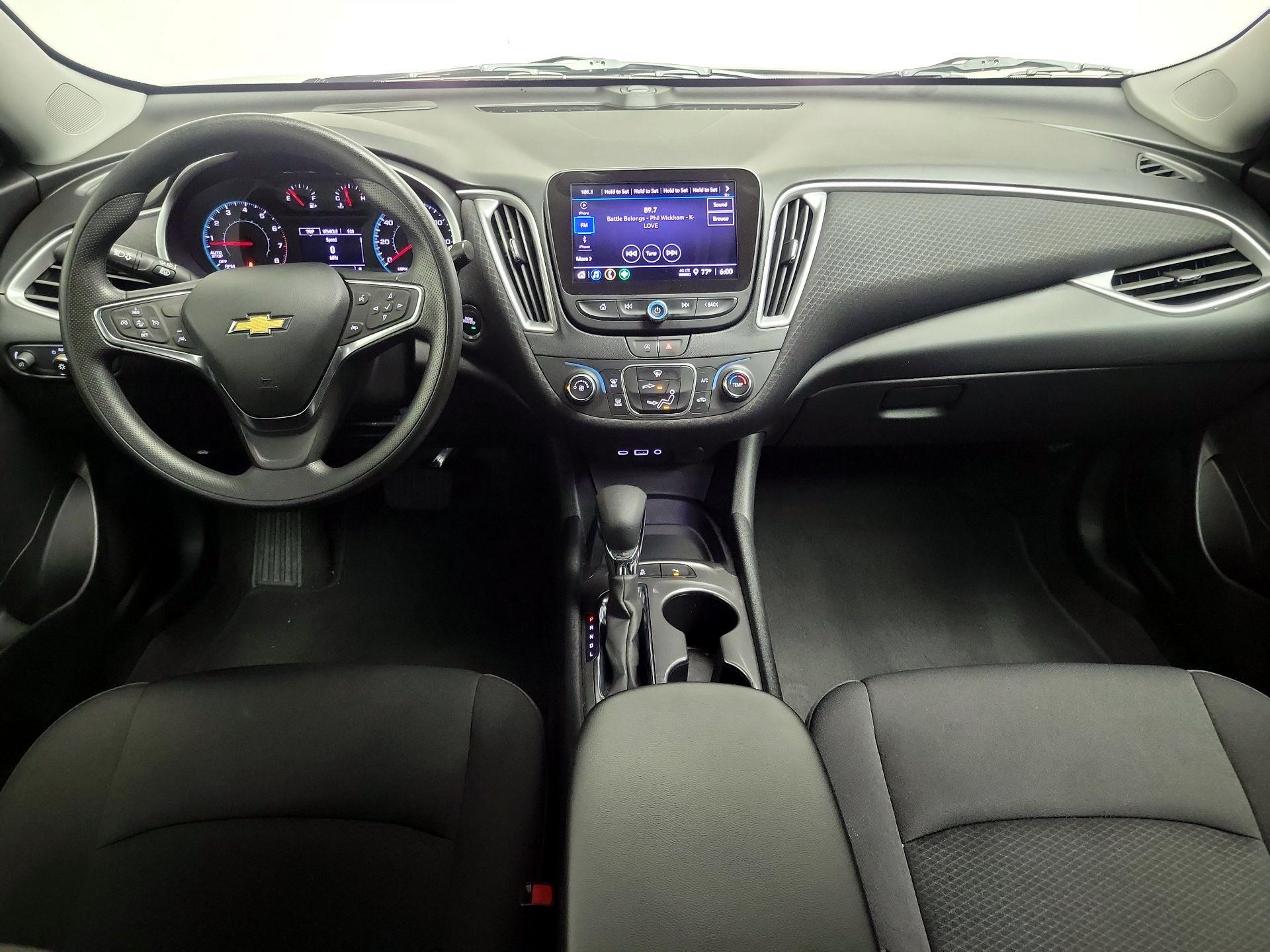 Thumbnail: 2024 Chevrolet Malibu - 9