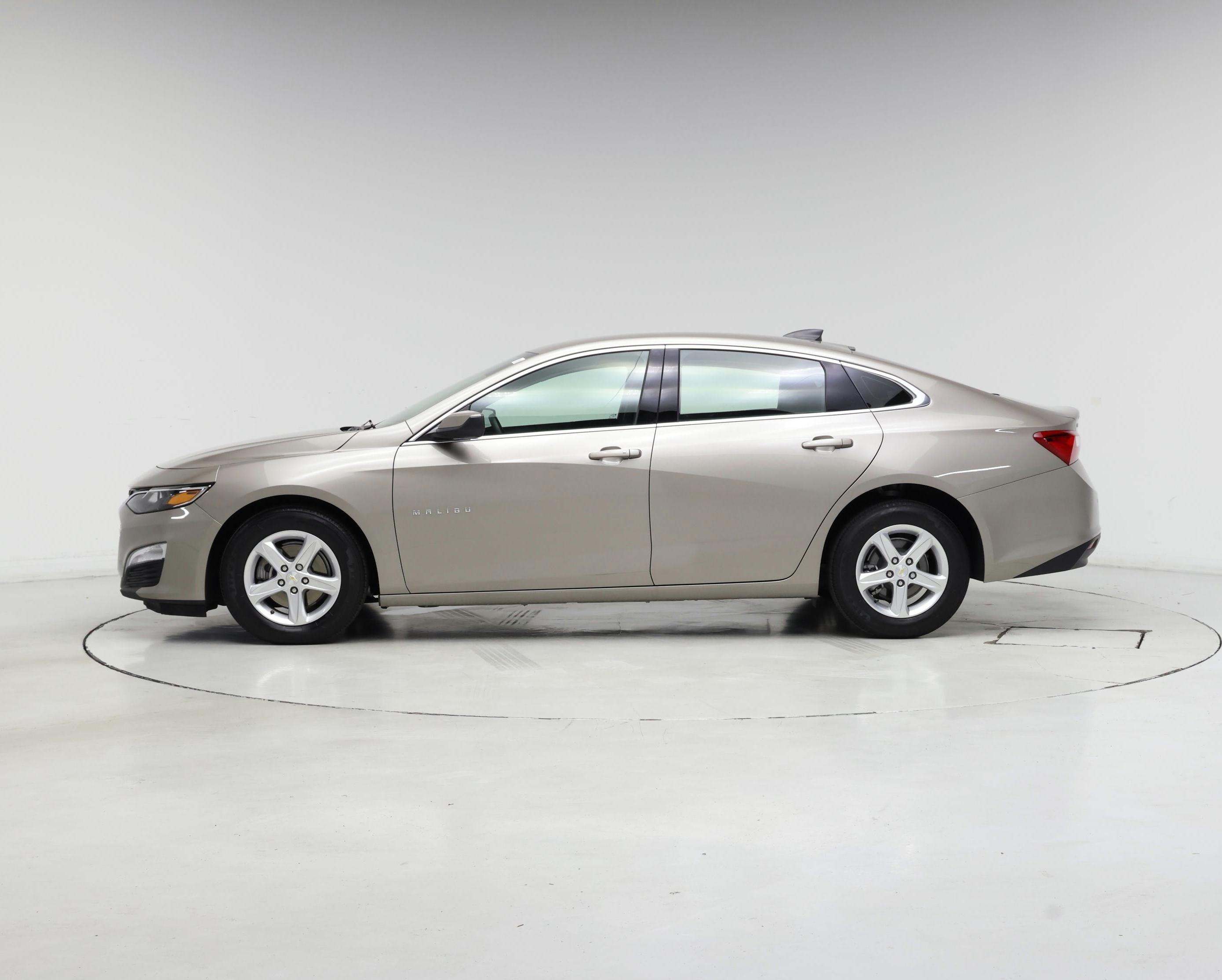 Thumbnail: 2024 Chevrolet Malibu - 3