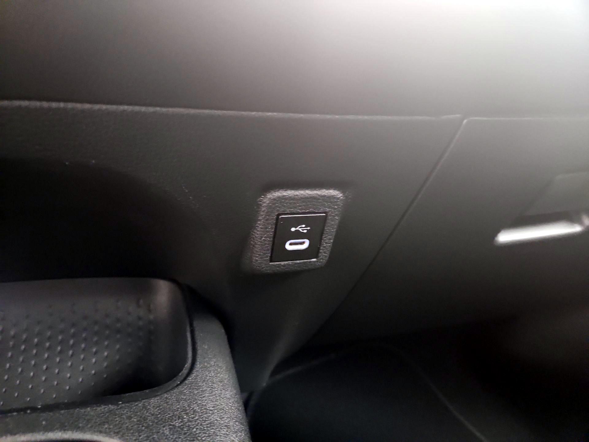 Thumbnail: 2024 Toyota Corolla - 18