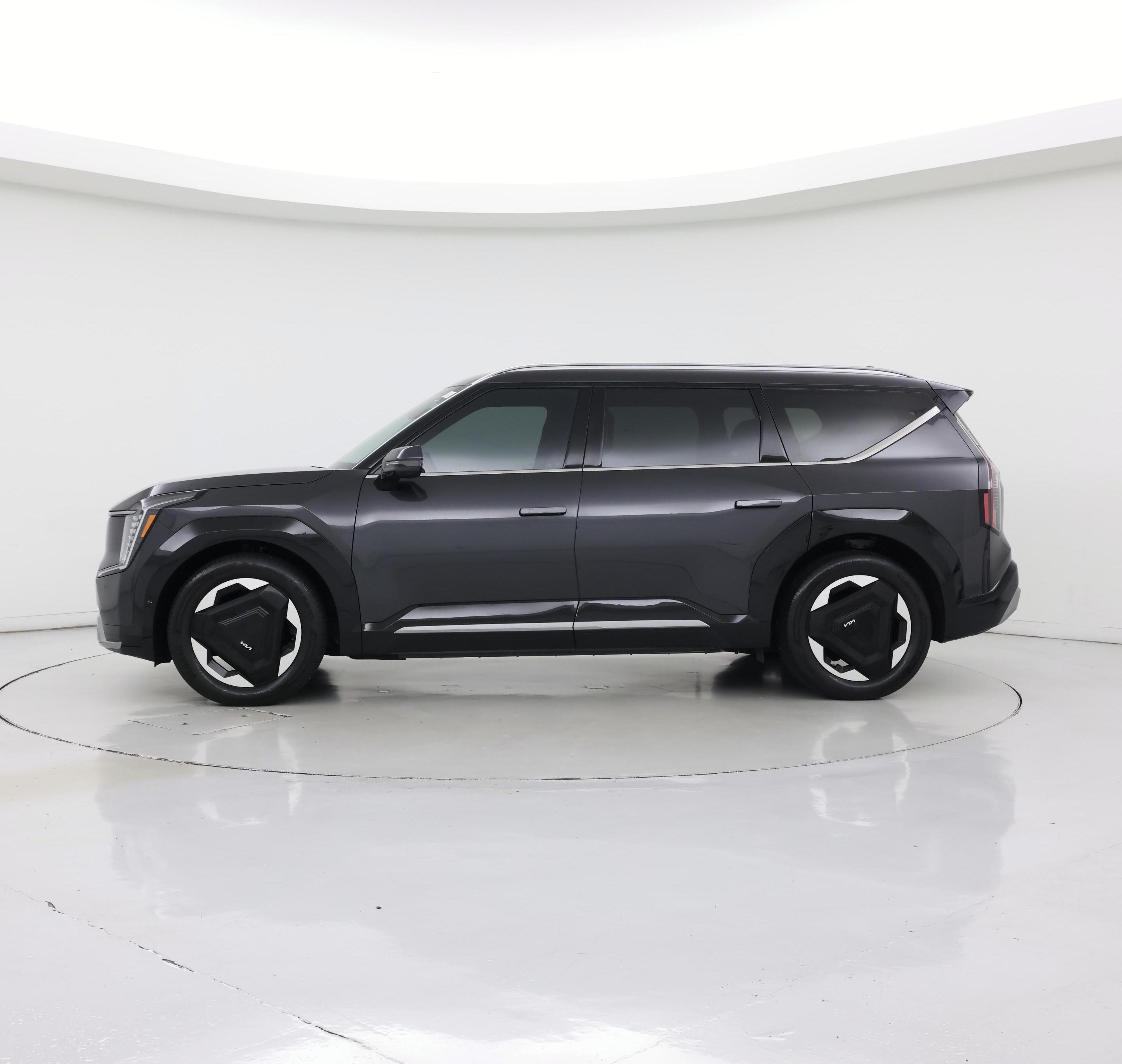 Thumbnail: 2024 Kia EV9 - 3