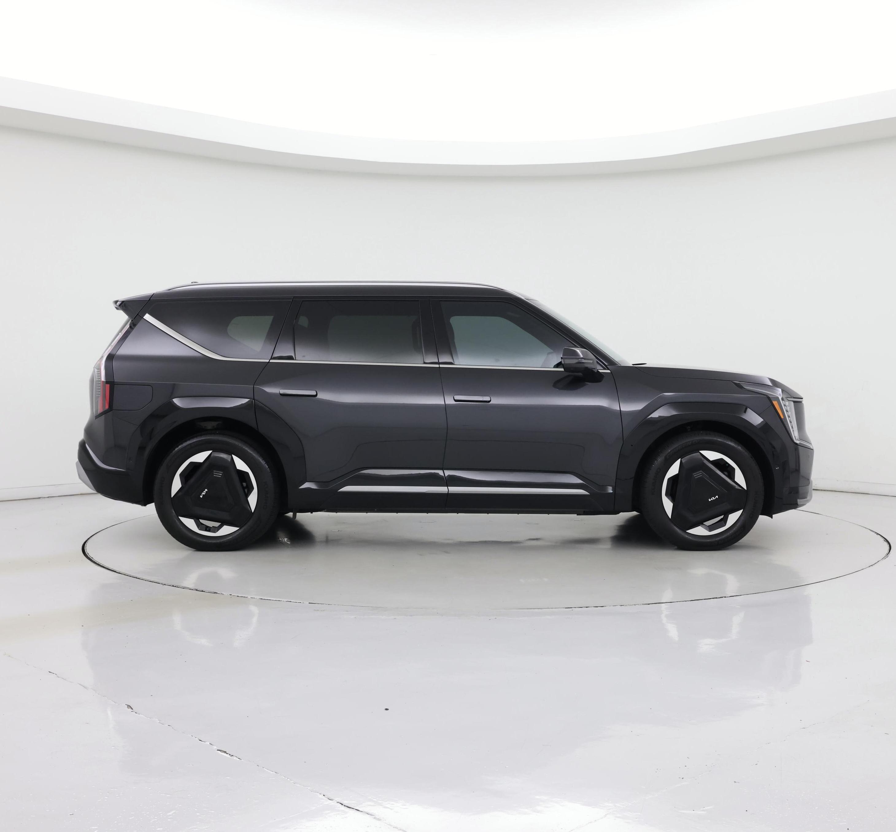 Thumbnail: 2024 Kia EV9 - 7
