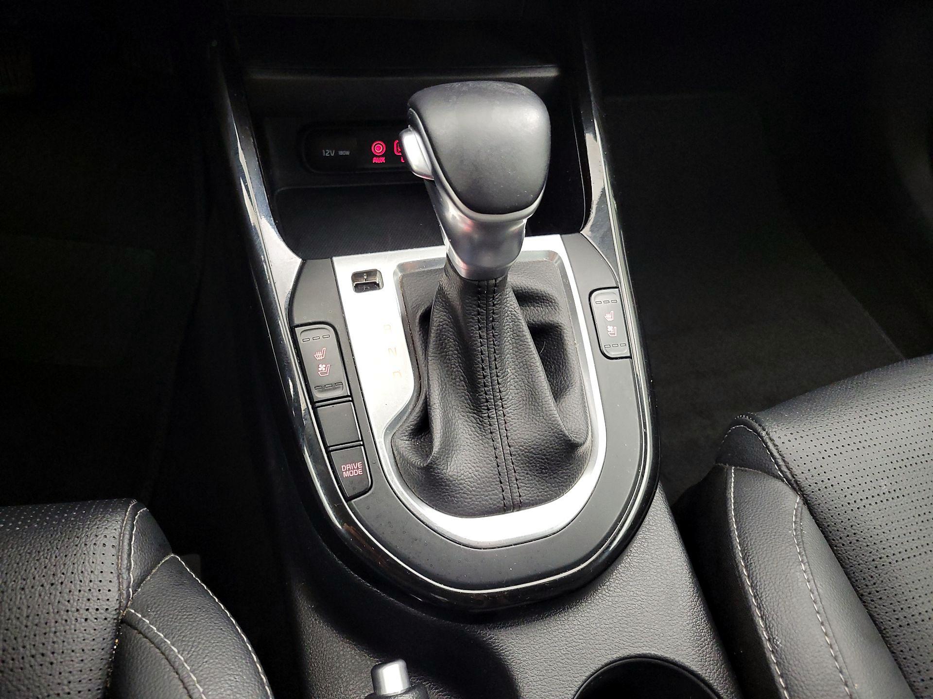 Thumbnail: 2020 Kia Forte - 17