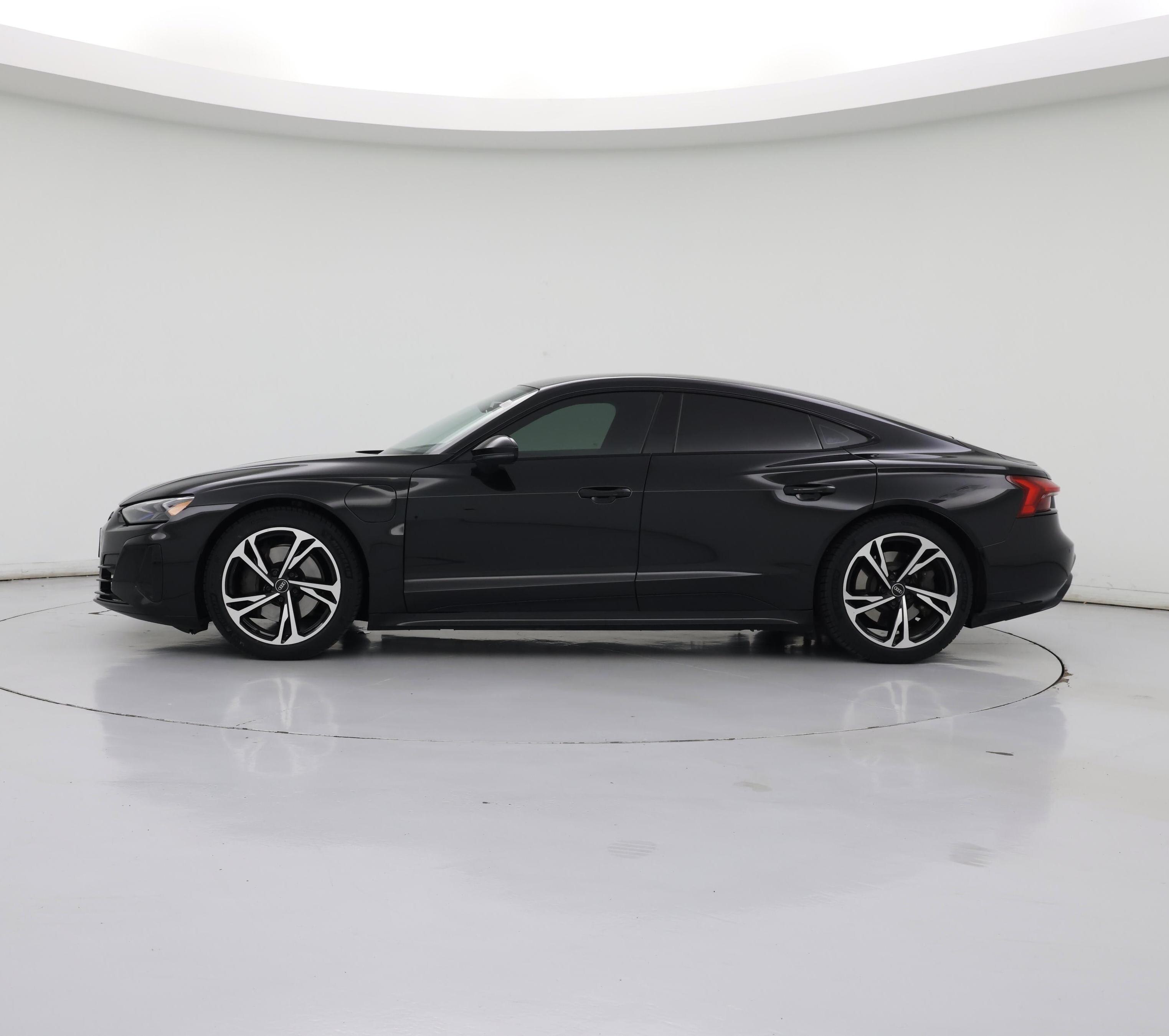 Thumbnail: 2023 Audi e-tron GT - 3