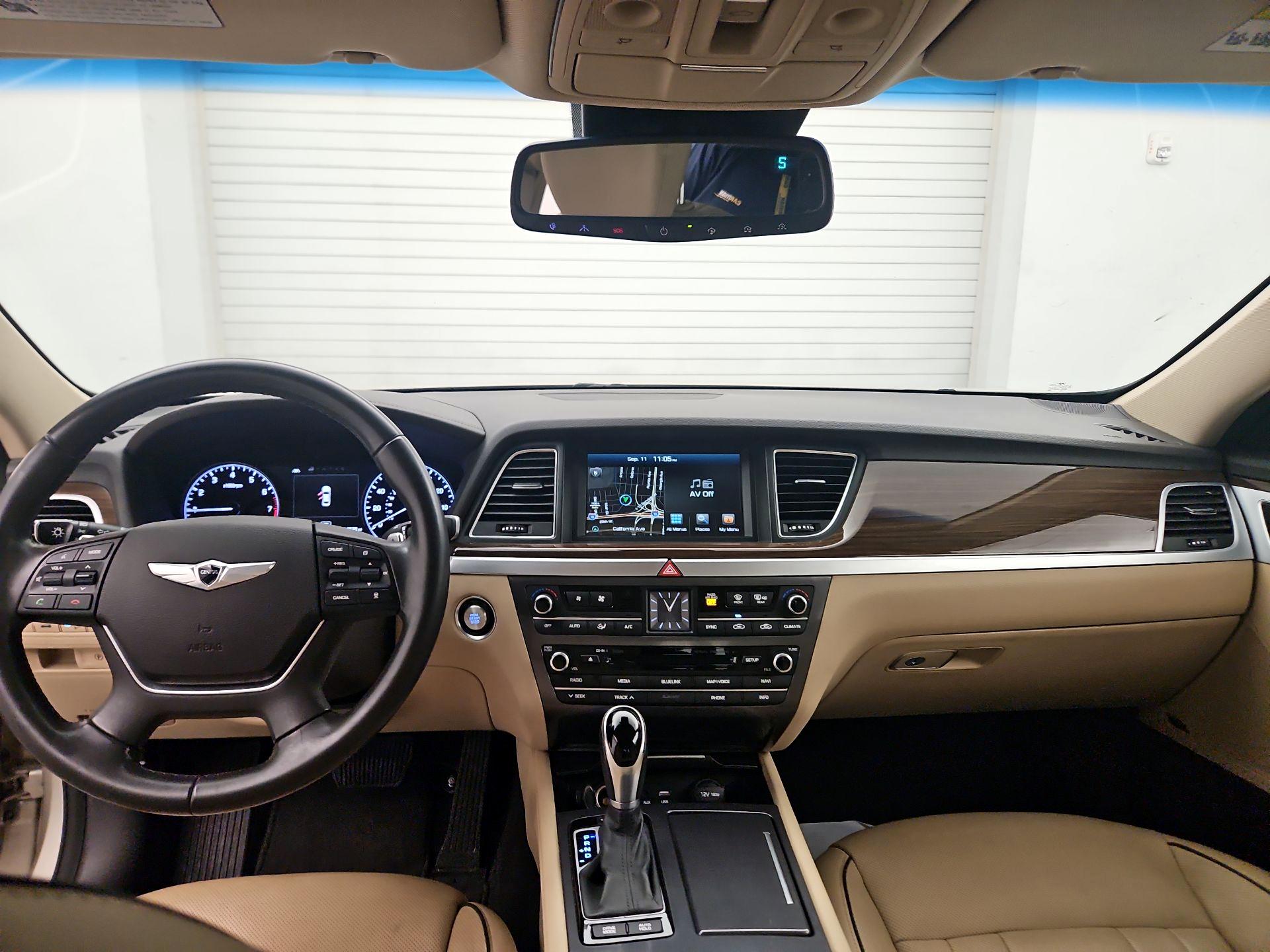 Thumbnail: 2015 Hyundai Genesis - 9