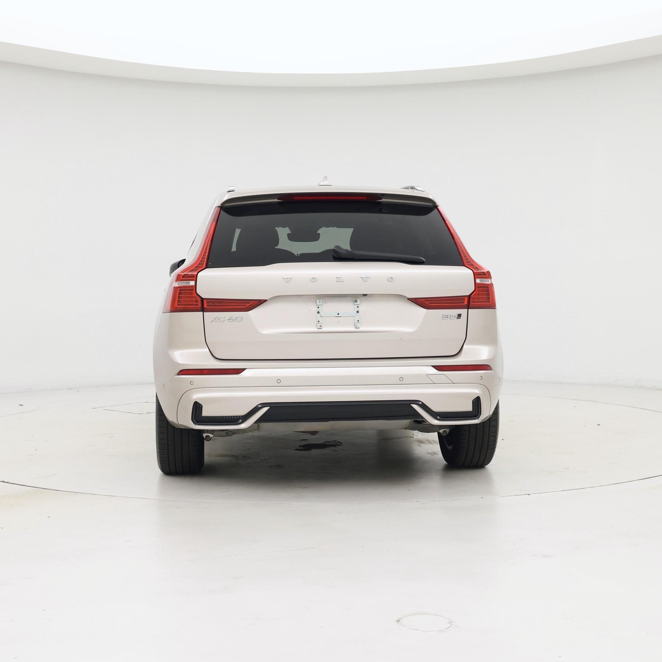Thumbnail: 2025 Volvo XC60 - 6