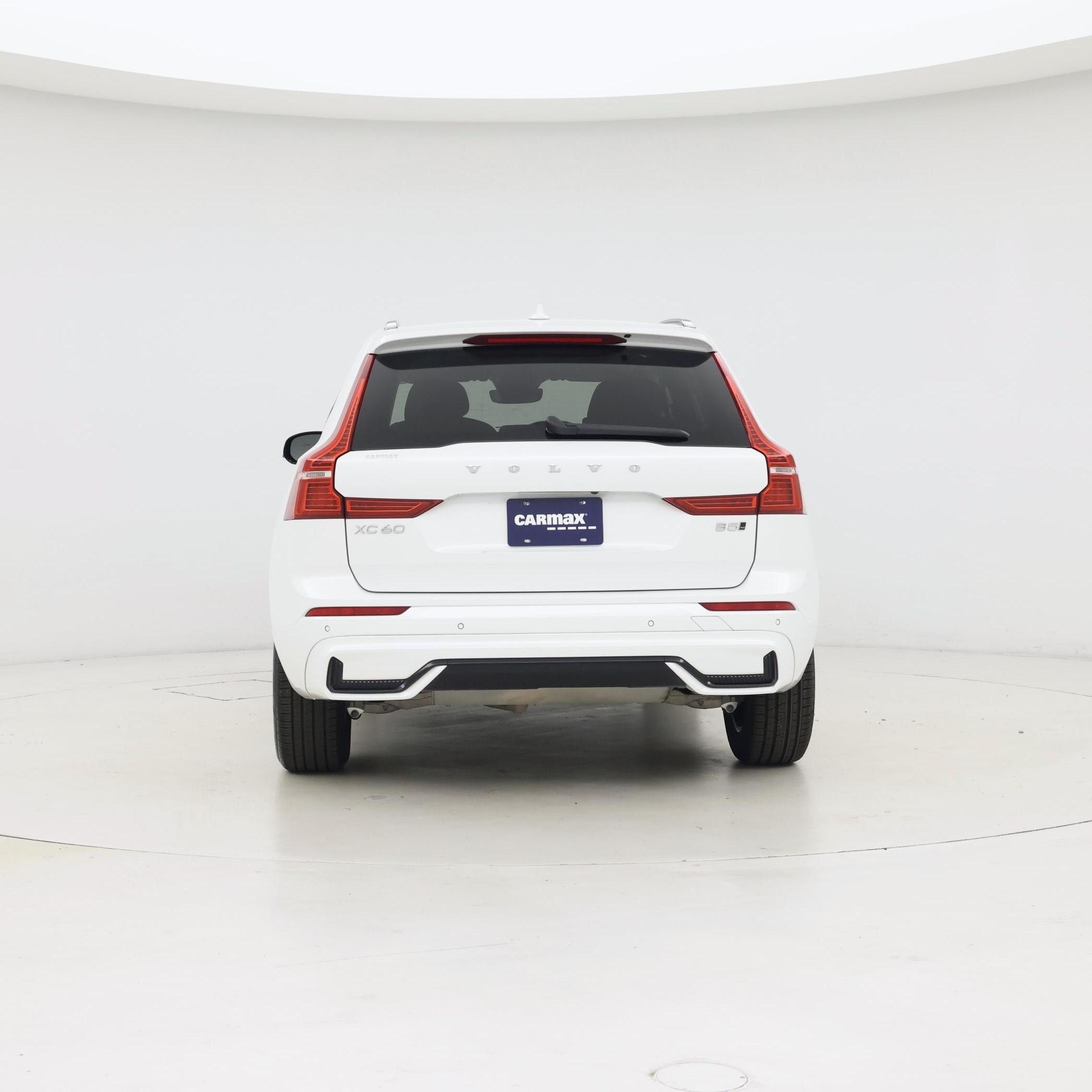 Thumbnail: 2025 Volvo XC60 - 6