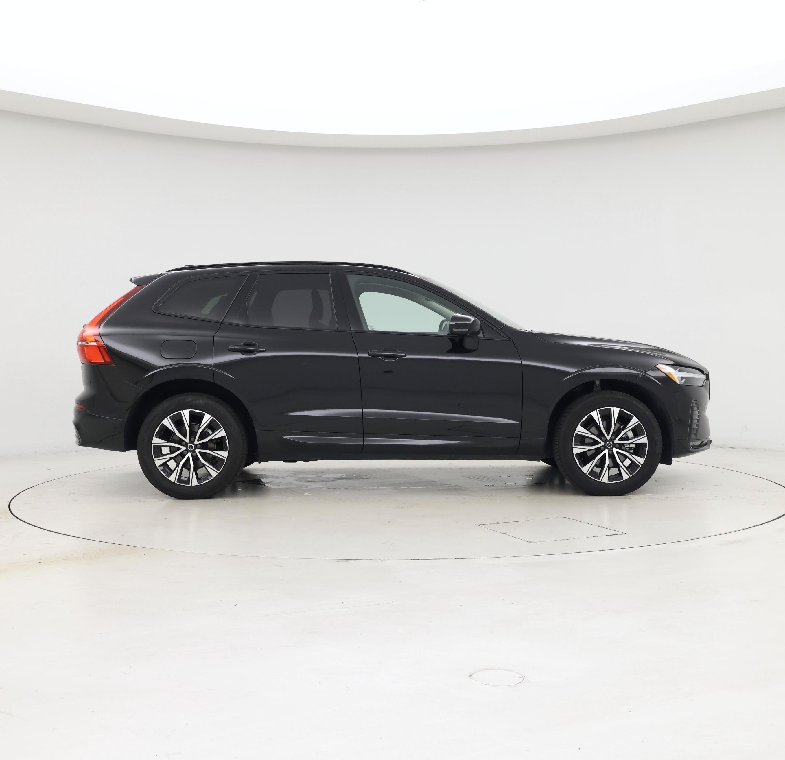 Thumbnail: 2025 Volvo XC60 - 7