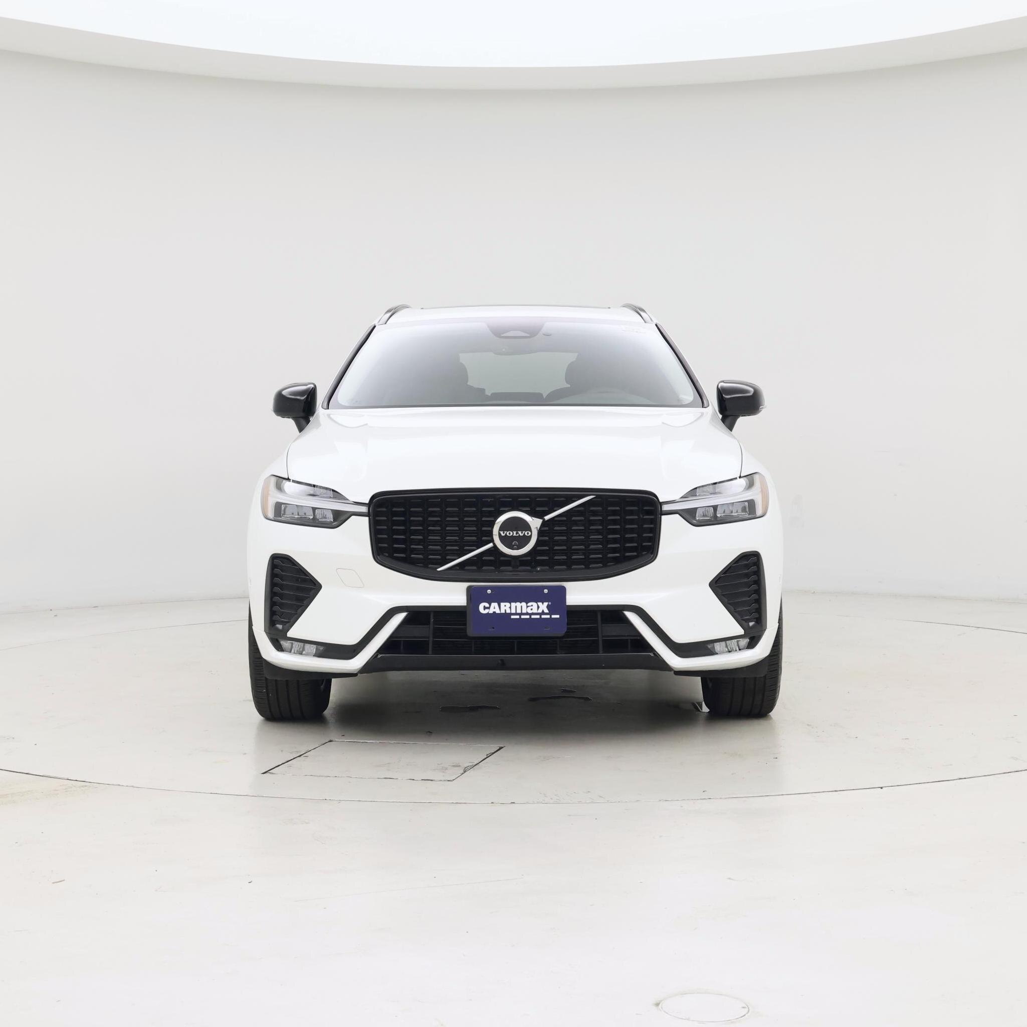 Thumbnail: 2025 Volvo XC60 - 5