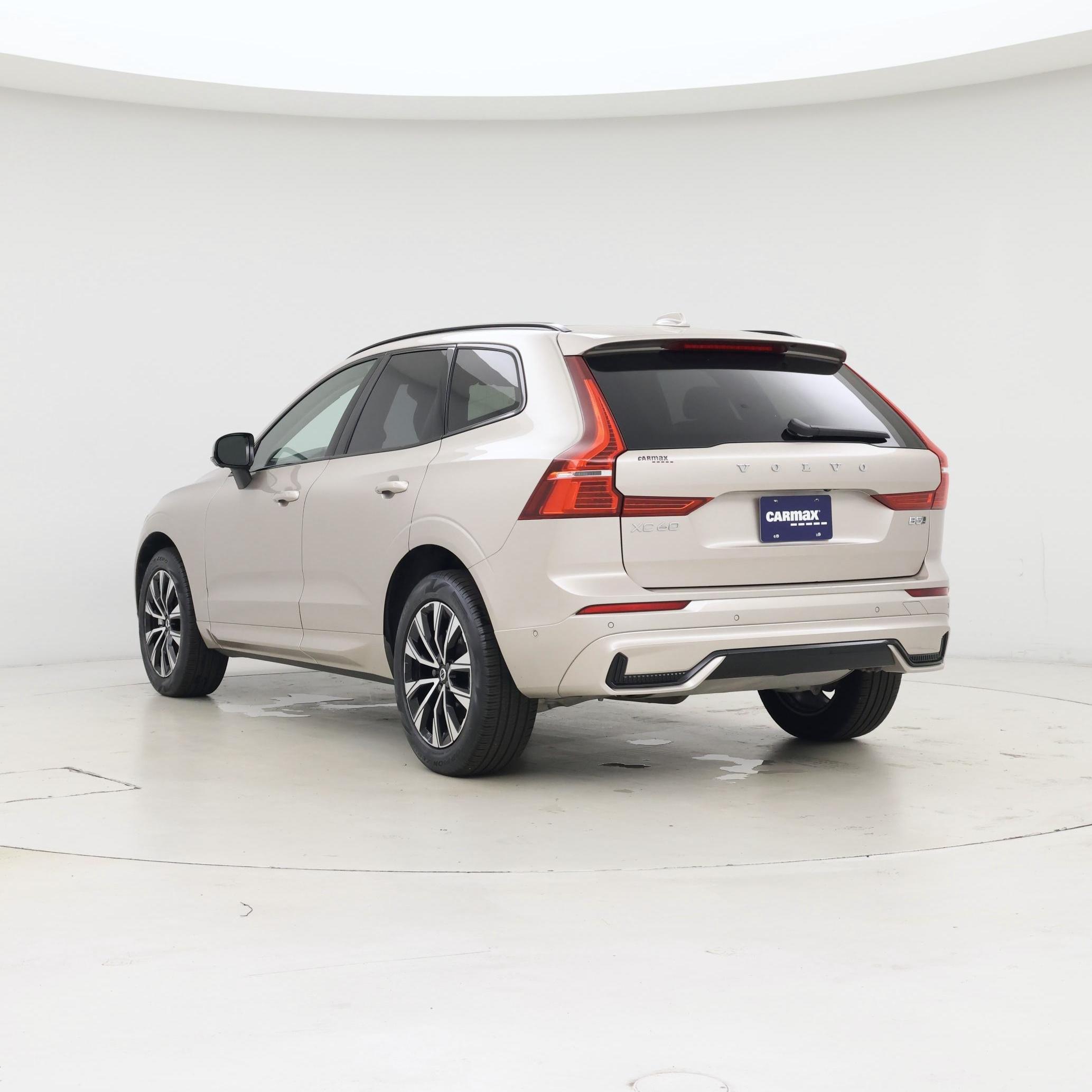 Thumbnail: 2025 Volvo XC60 - 2