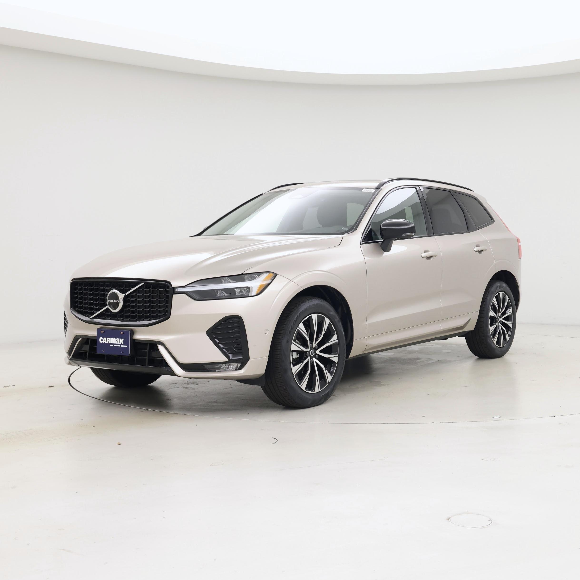 Thumbnail: 2025 Volvo XC60 - 4
