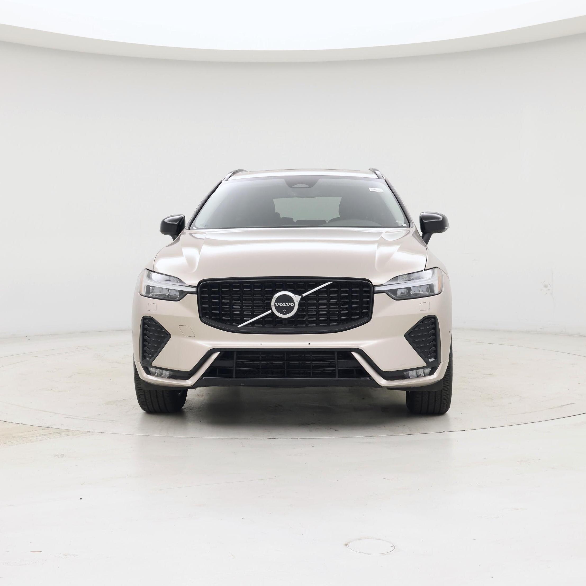 Thumbnail: 2025 Volvo XC60 - 5