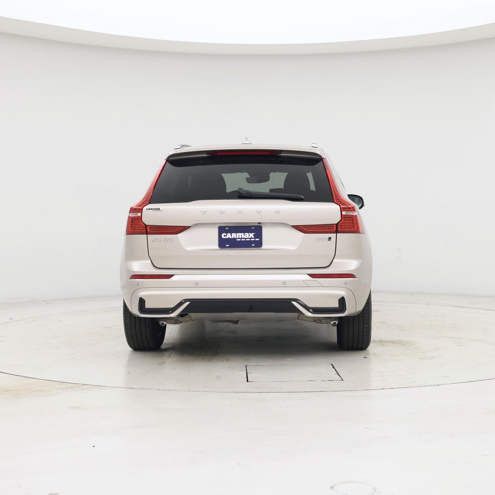 Thumbnail: 2025 Volvo XC60 - 6