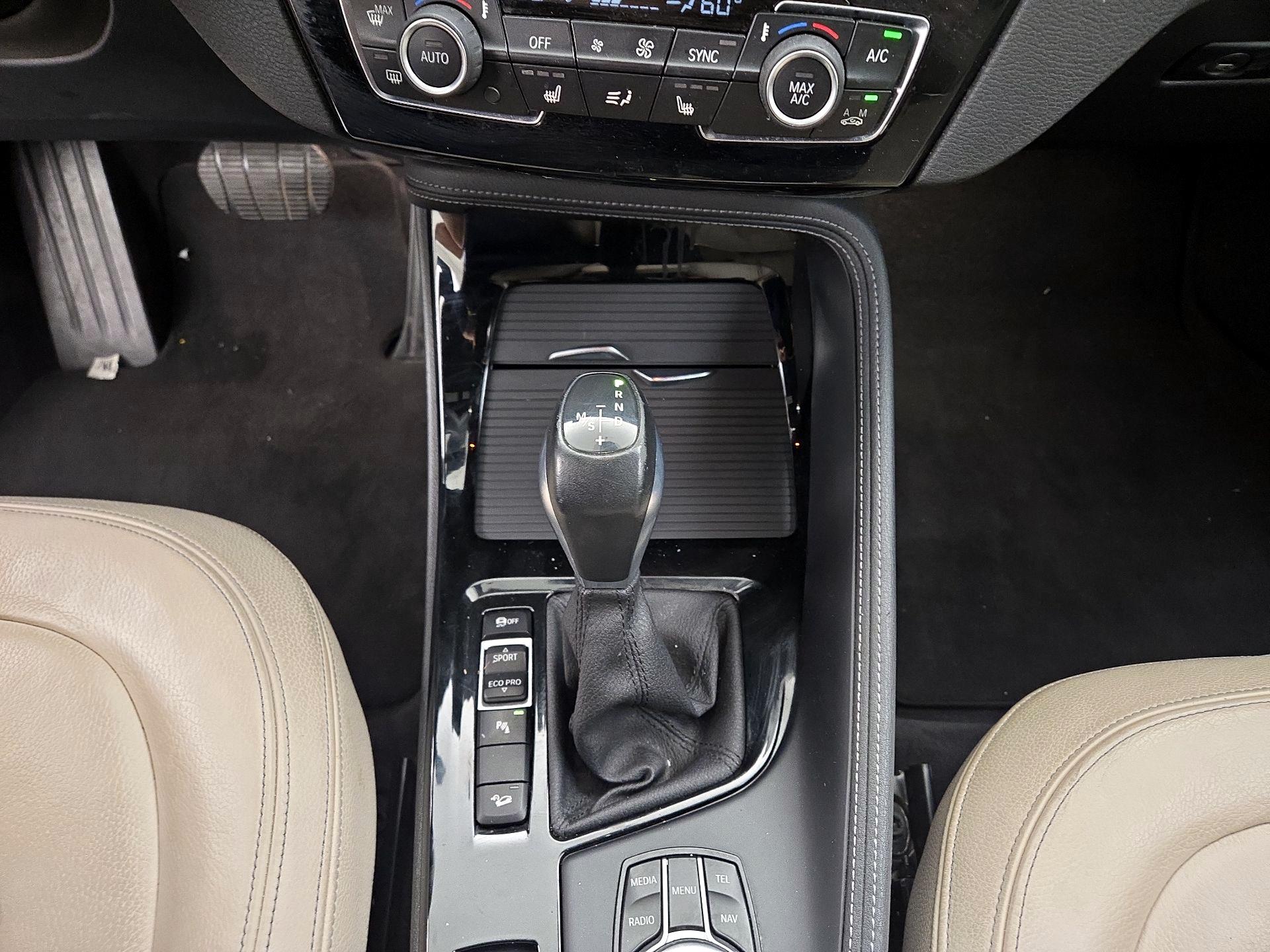 Thumbnail: 2016 BMW X1 - 18