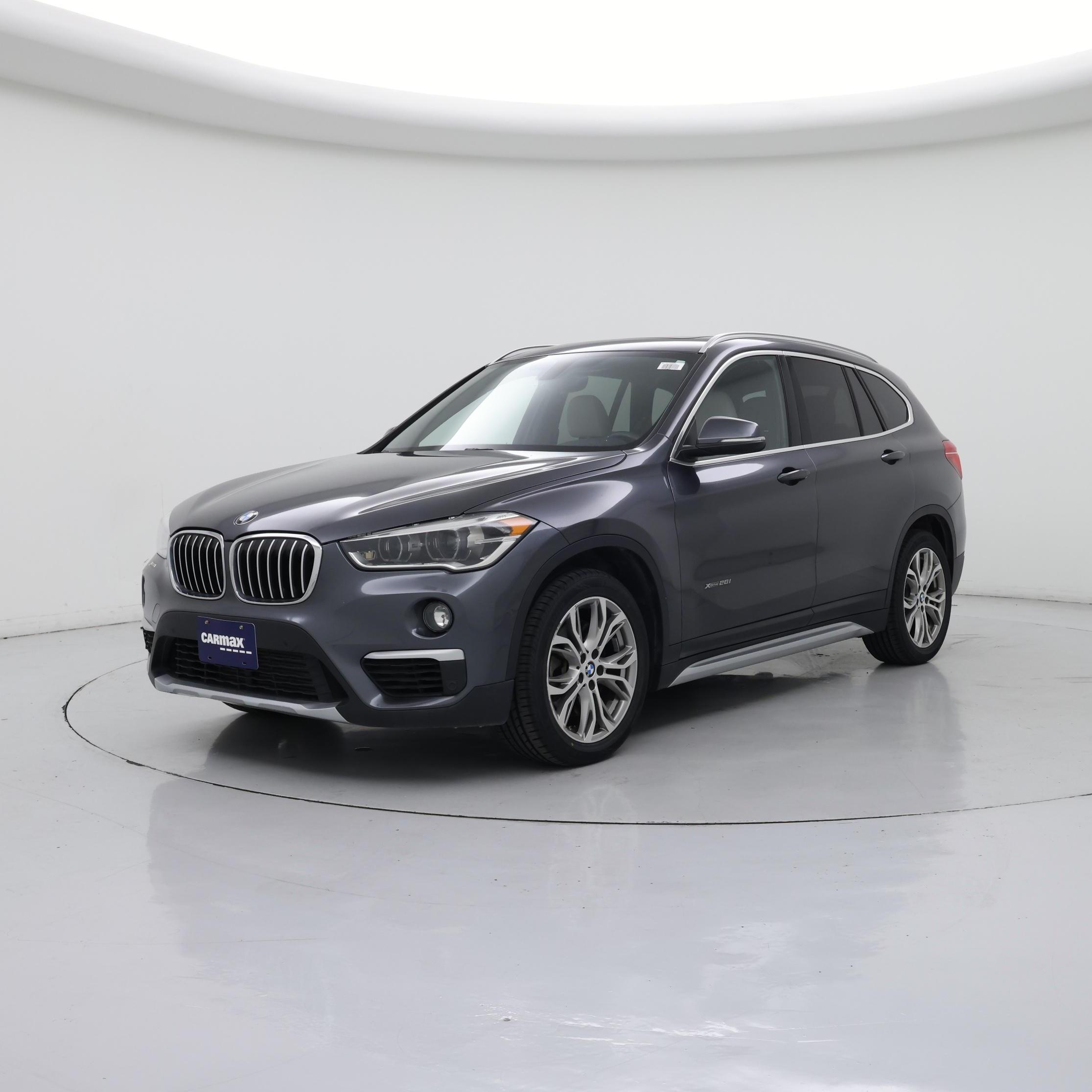 Thumbnail: 2016 BMW X1 - 4