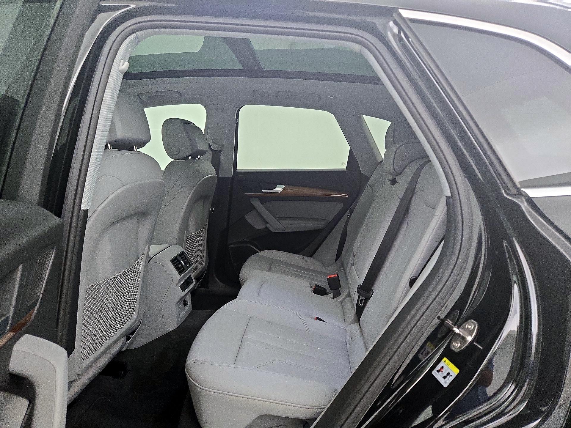 Thumbnail: 2024 Audi Q5 - 20