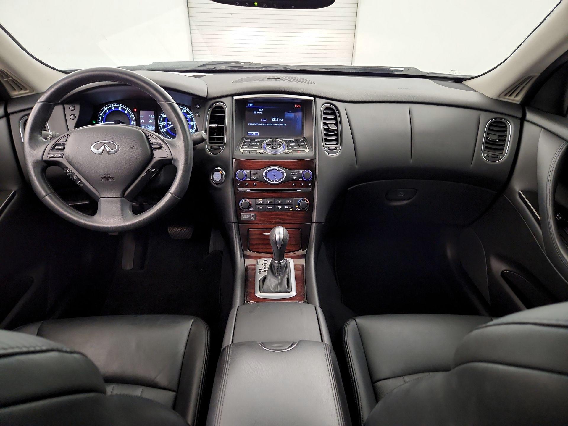 Thumbnail: 2016 INFINITI QX50 - 9
