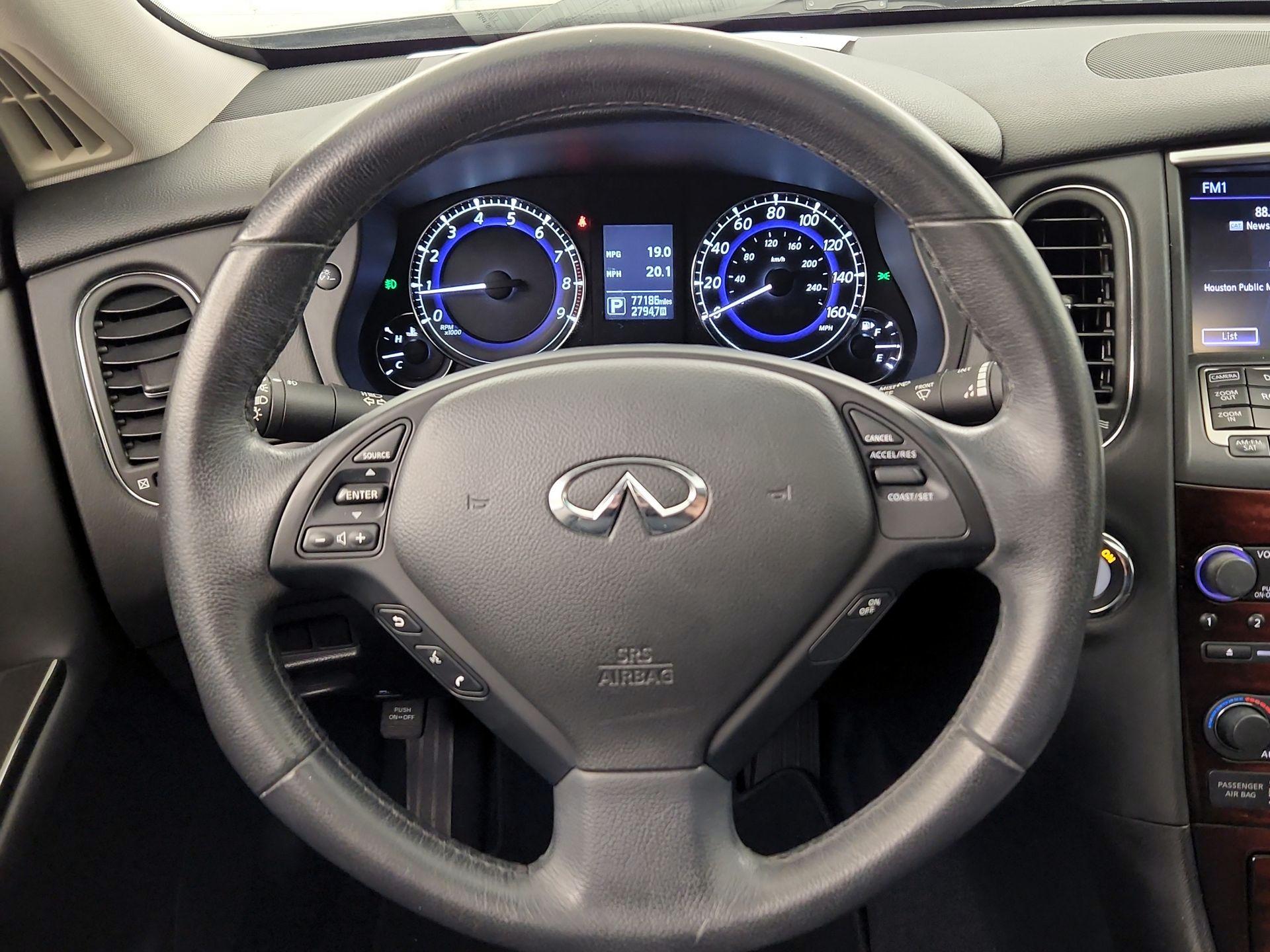 Thumbnail: 2016 INFINITI QX50 - 10
