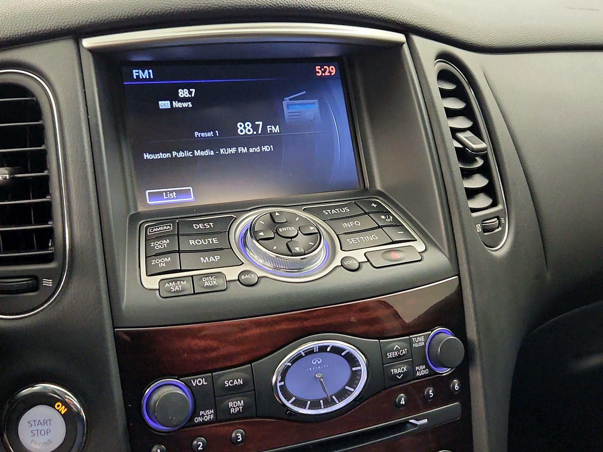 Thumbnail: 2016 INFINITI QX50 - 16