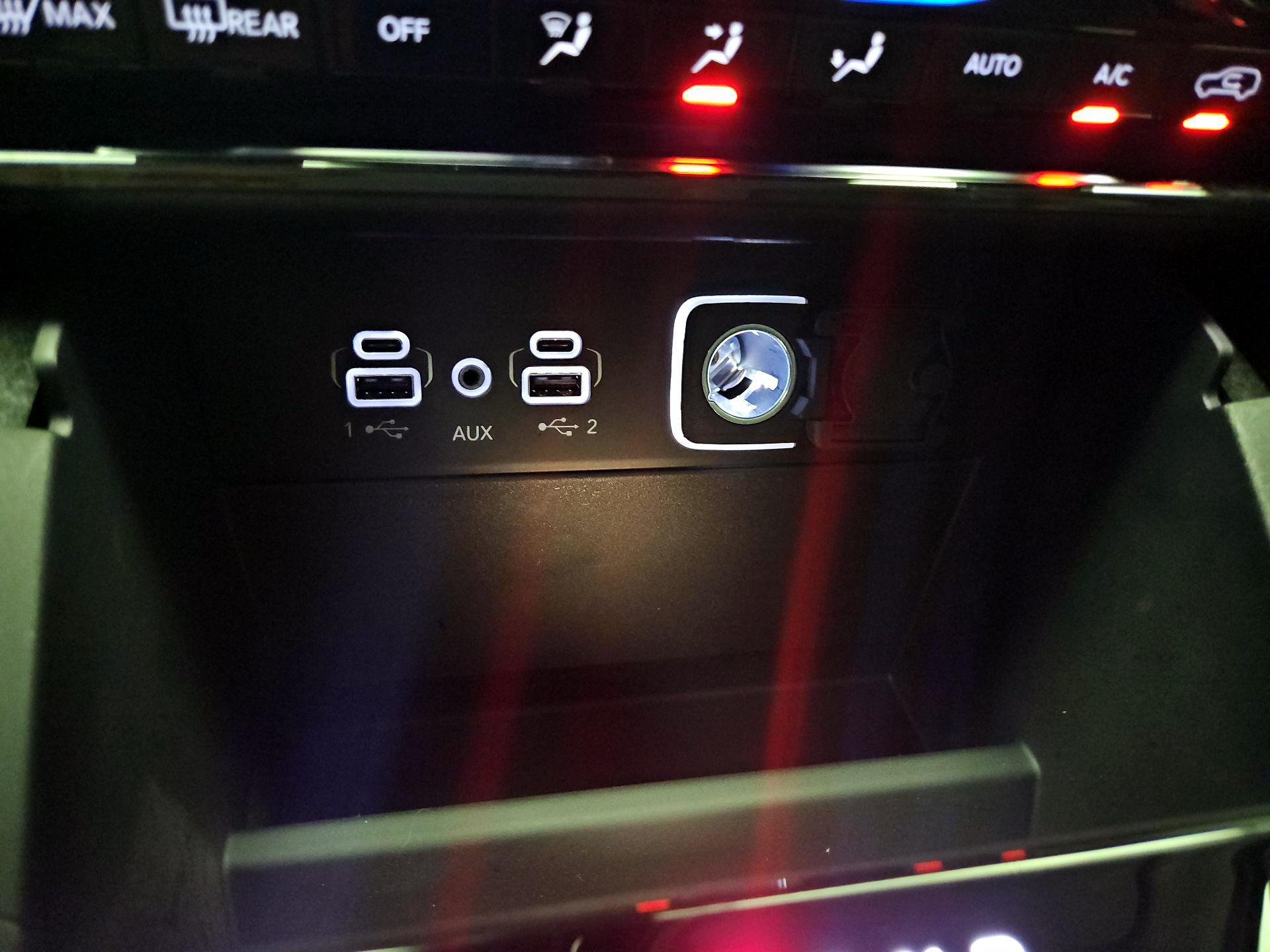 Thumbnail: 2023 Jeep Grand Cherokee - 19