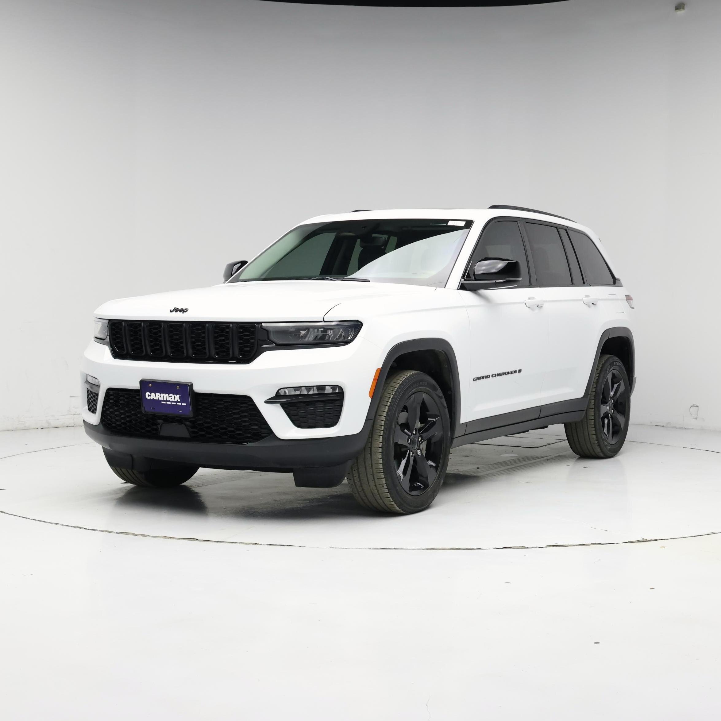 Thumbnail: 2023 Jeep Grand Cherokee - 4
