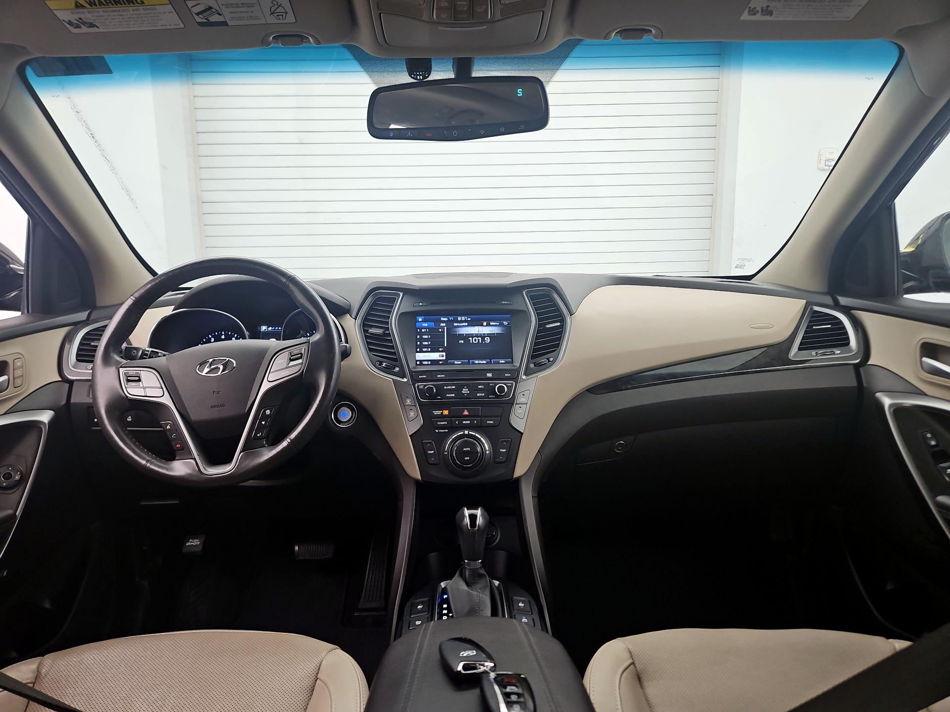 Thumbnail: 2017 Hyundai Santa Fe - 9