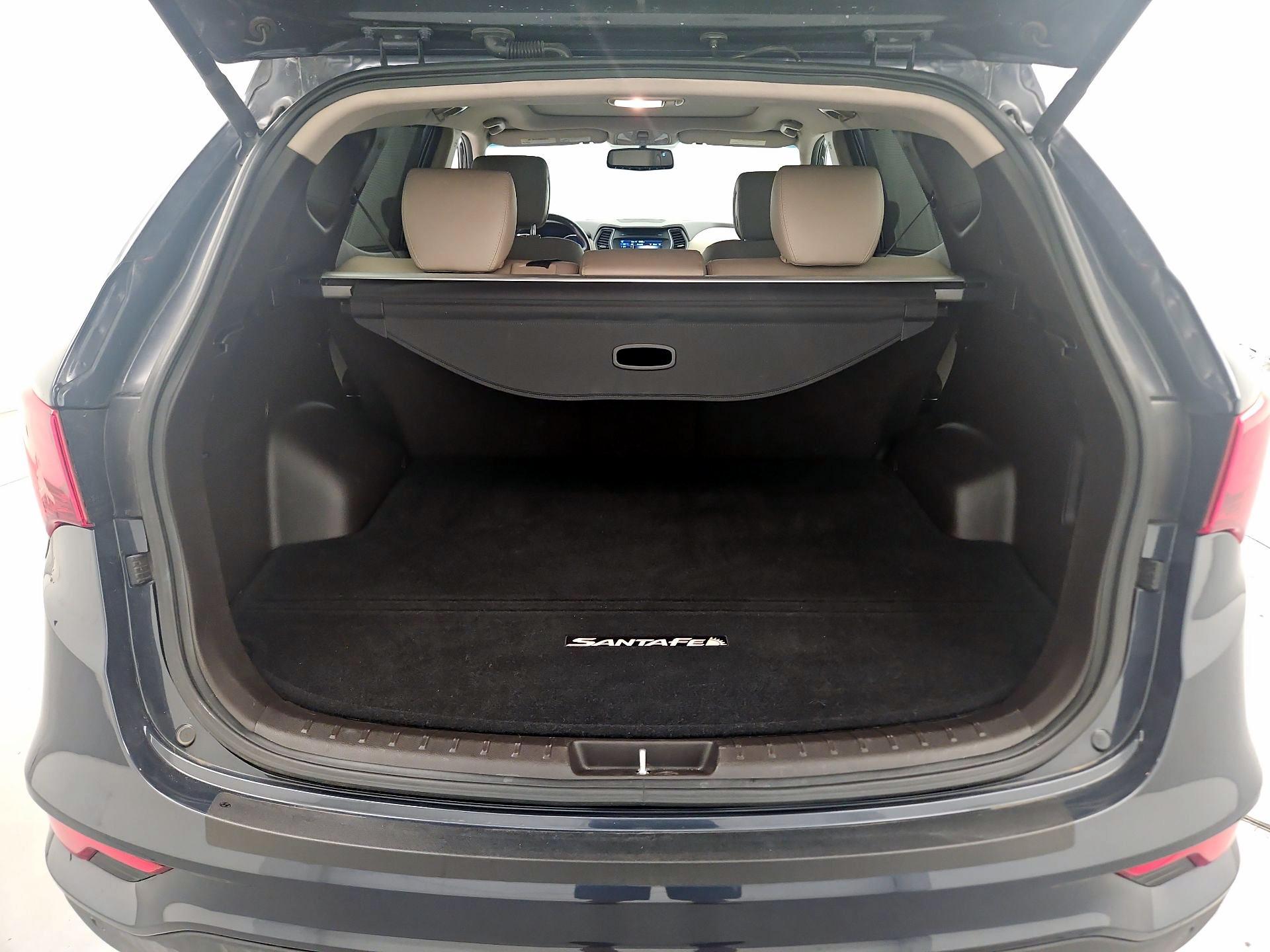 Thumbnail: 2017 Hyundai Santa Fe - 20