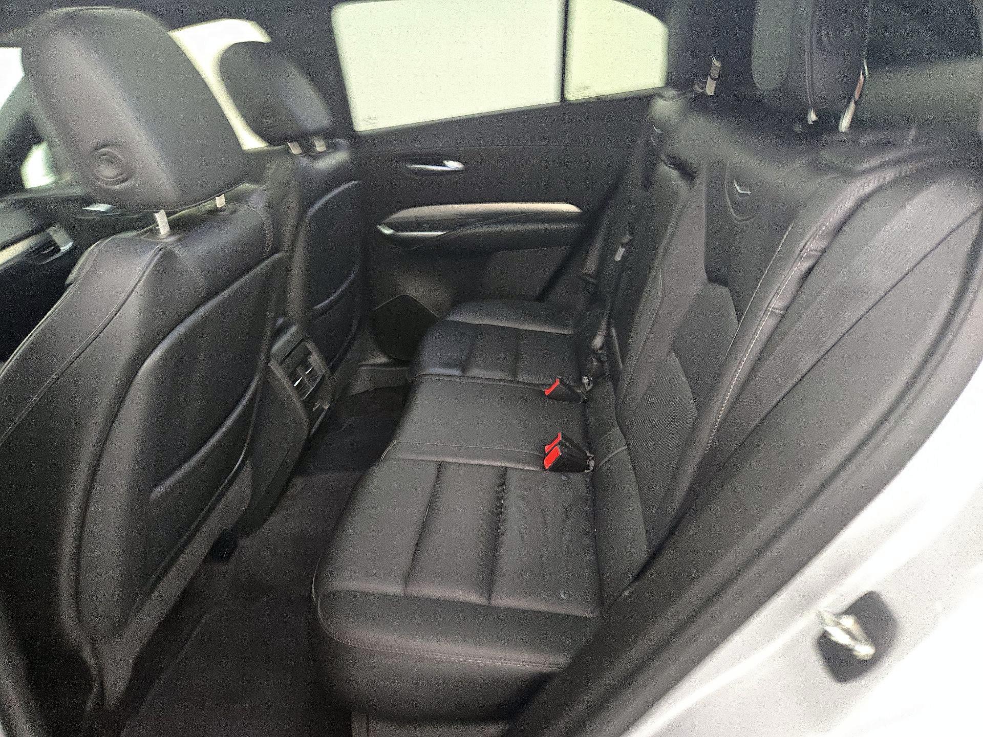 Thumbnail: 2021 Cadillac XT4 - 20