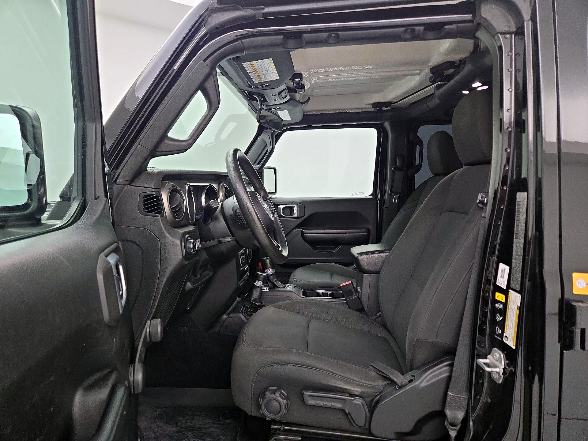 Thumbnail: 2020 Jeep Gladiator - 11