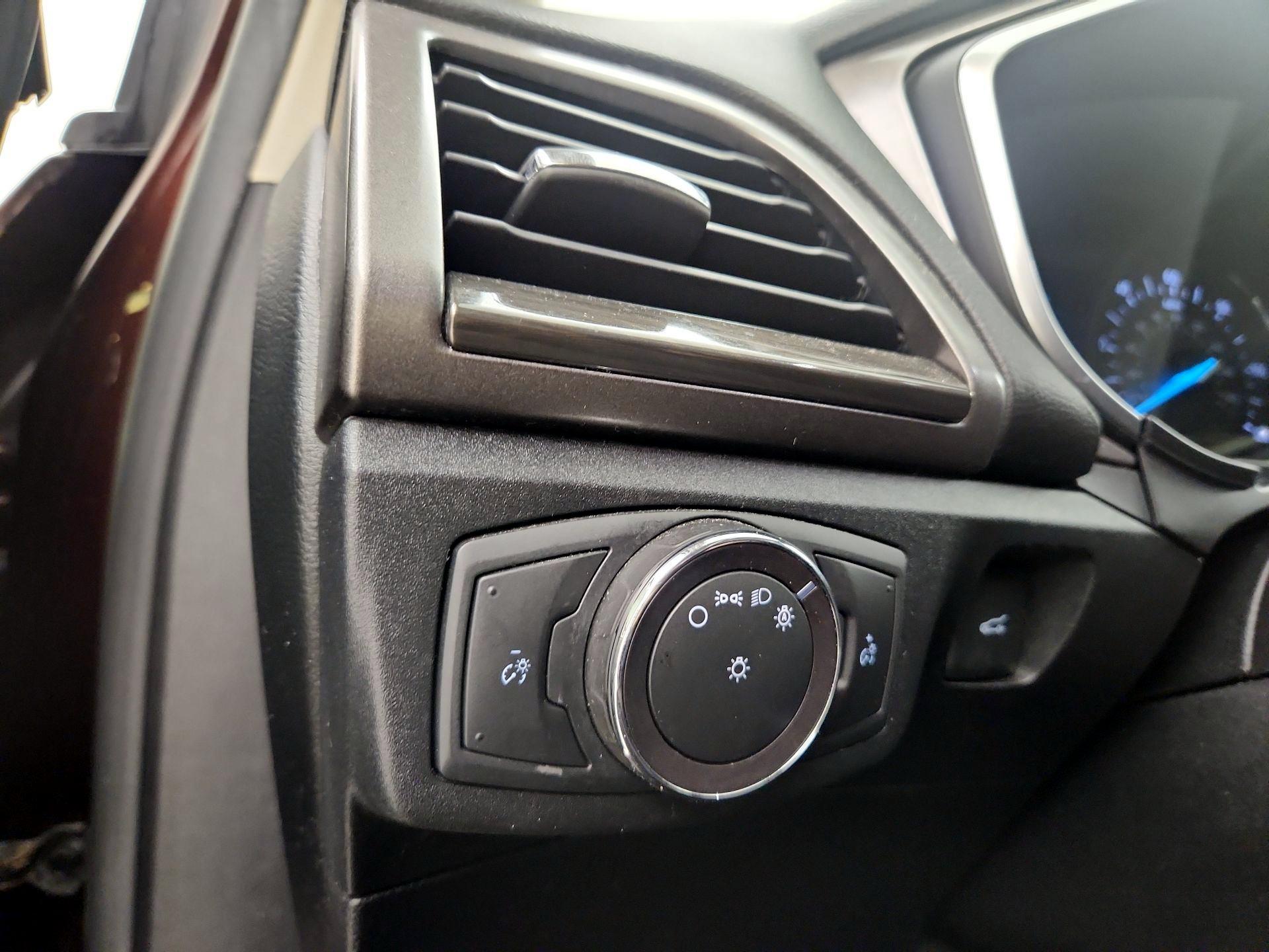 Thumbnail: 2019 Ford Fusion - 13