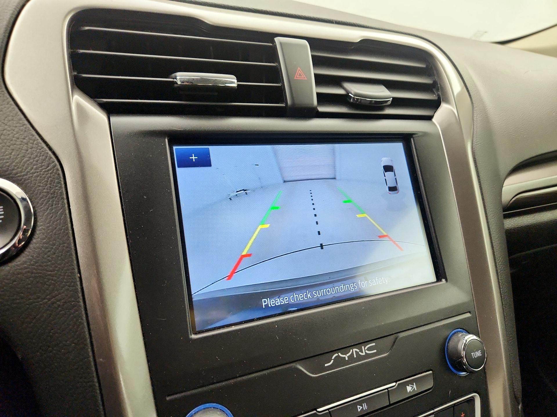 Thumbnail: 2019 Ford Fusion - 14