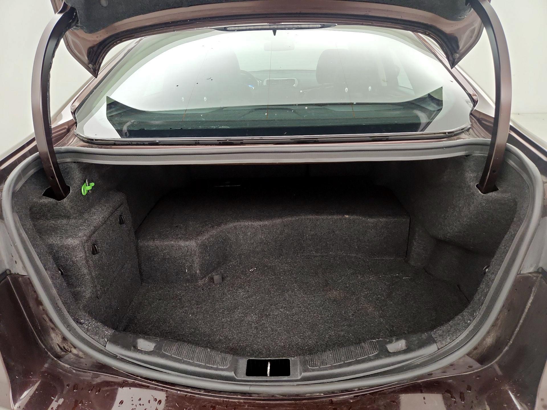 Thumbnail: 2019 Ford Fusion - 19