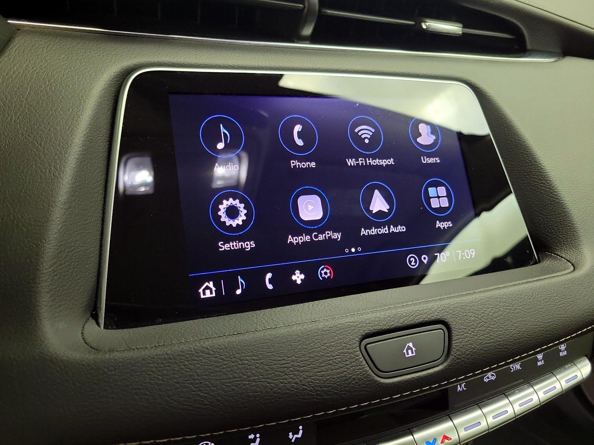 Thumbnail: 2022 Cadillac XT4 - 14