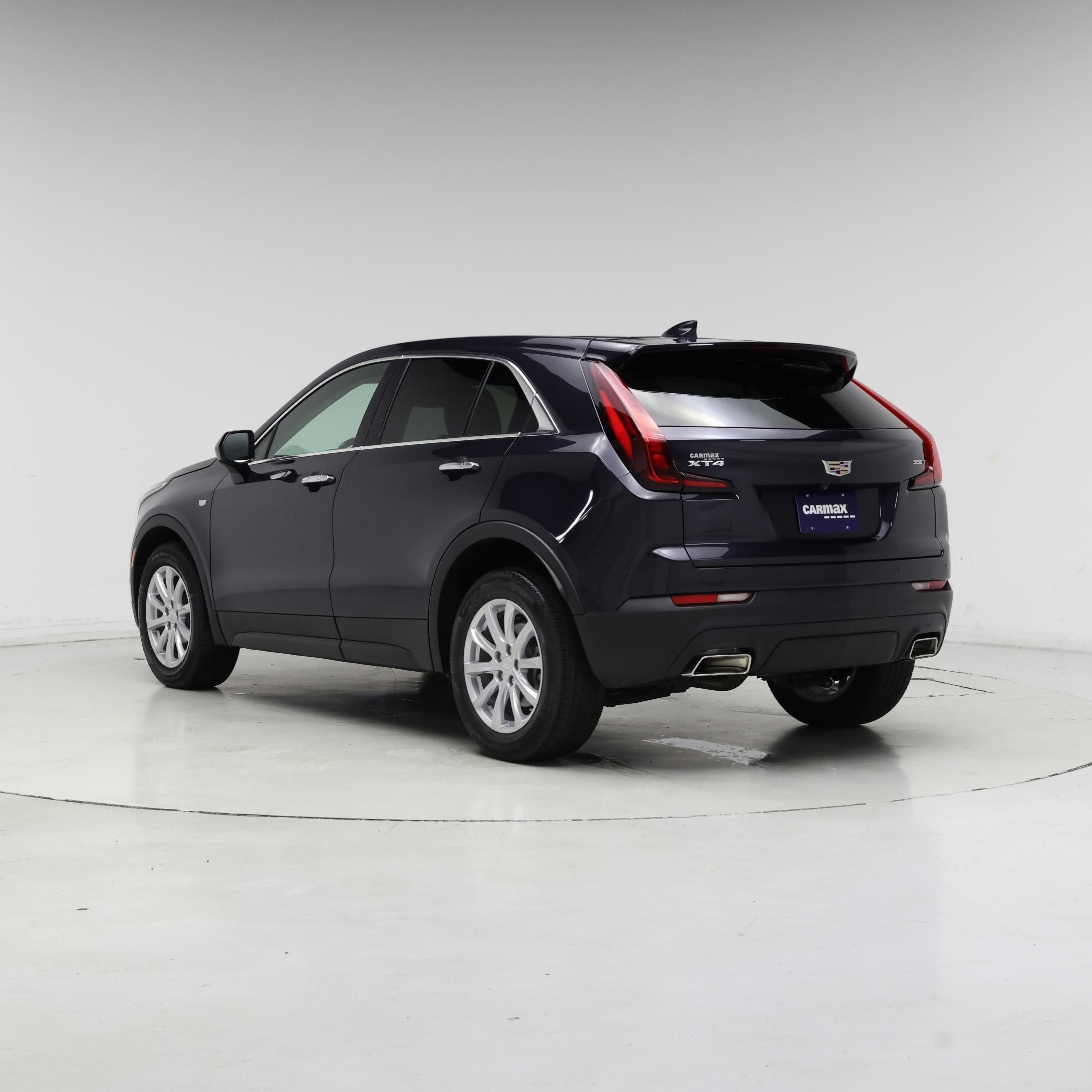 Thumbnail: 2022 Cadillac XT4 - 2