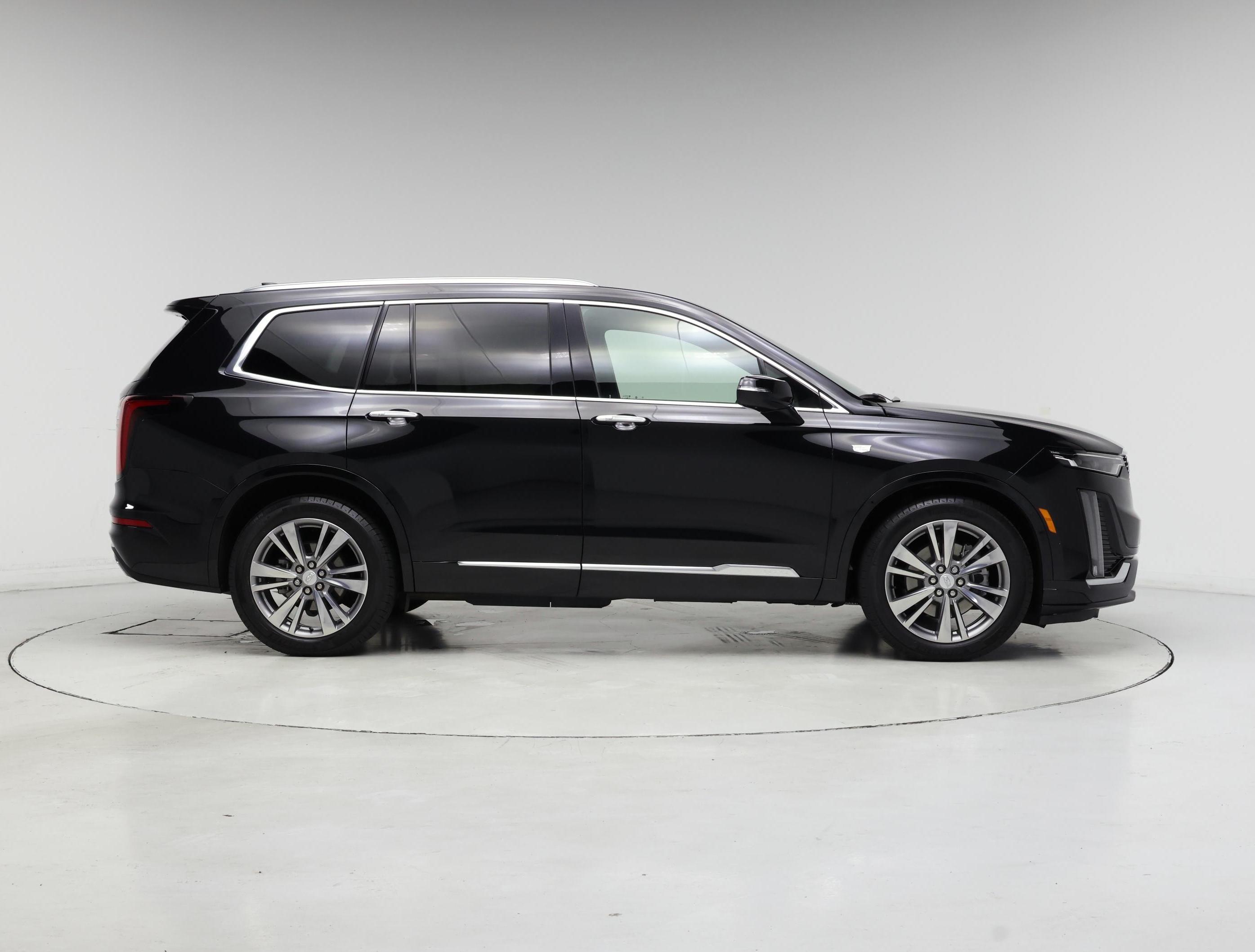 Thumbnail: 2022 Cadillac XT6 - 7