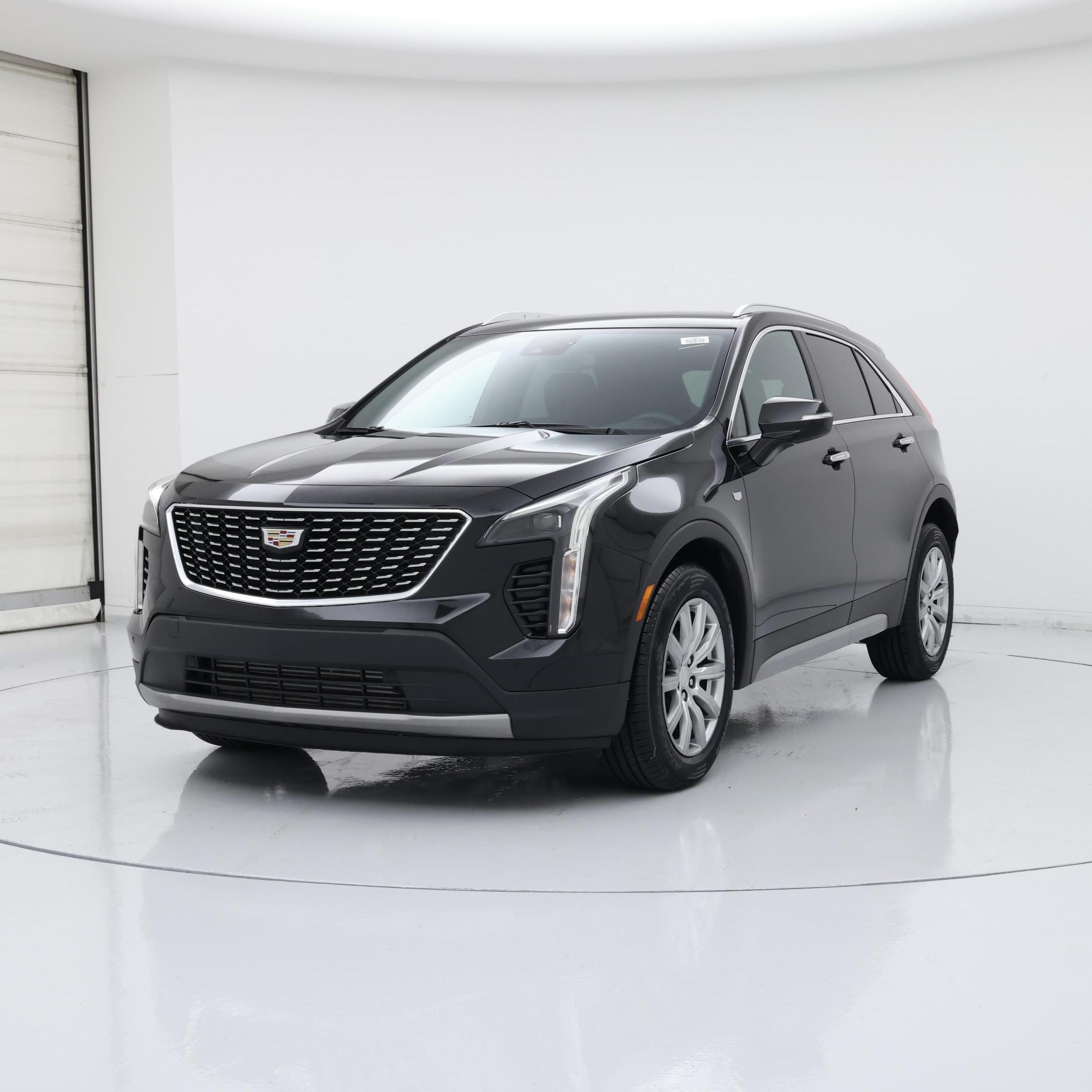 Thumbnail: 2023 Cadillac XT4 - 4