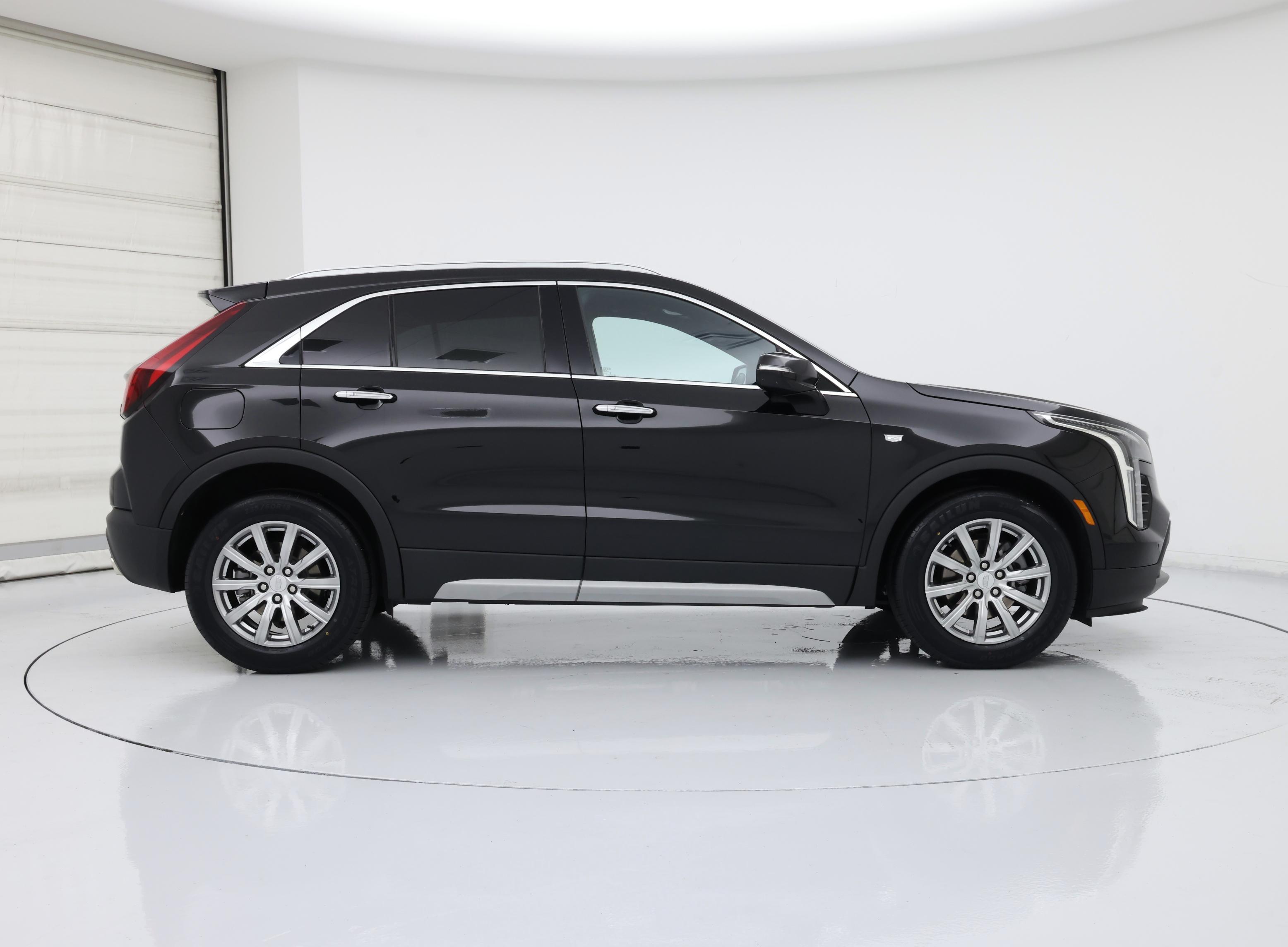 Thumbnail: 2023 Cadillac XT4 - 7