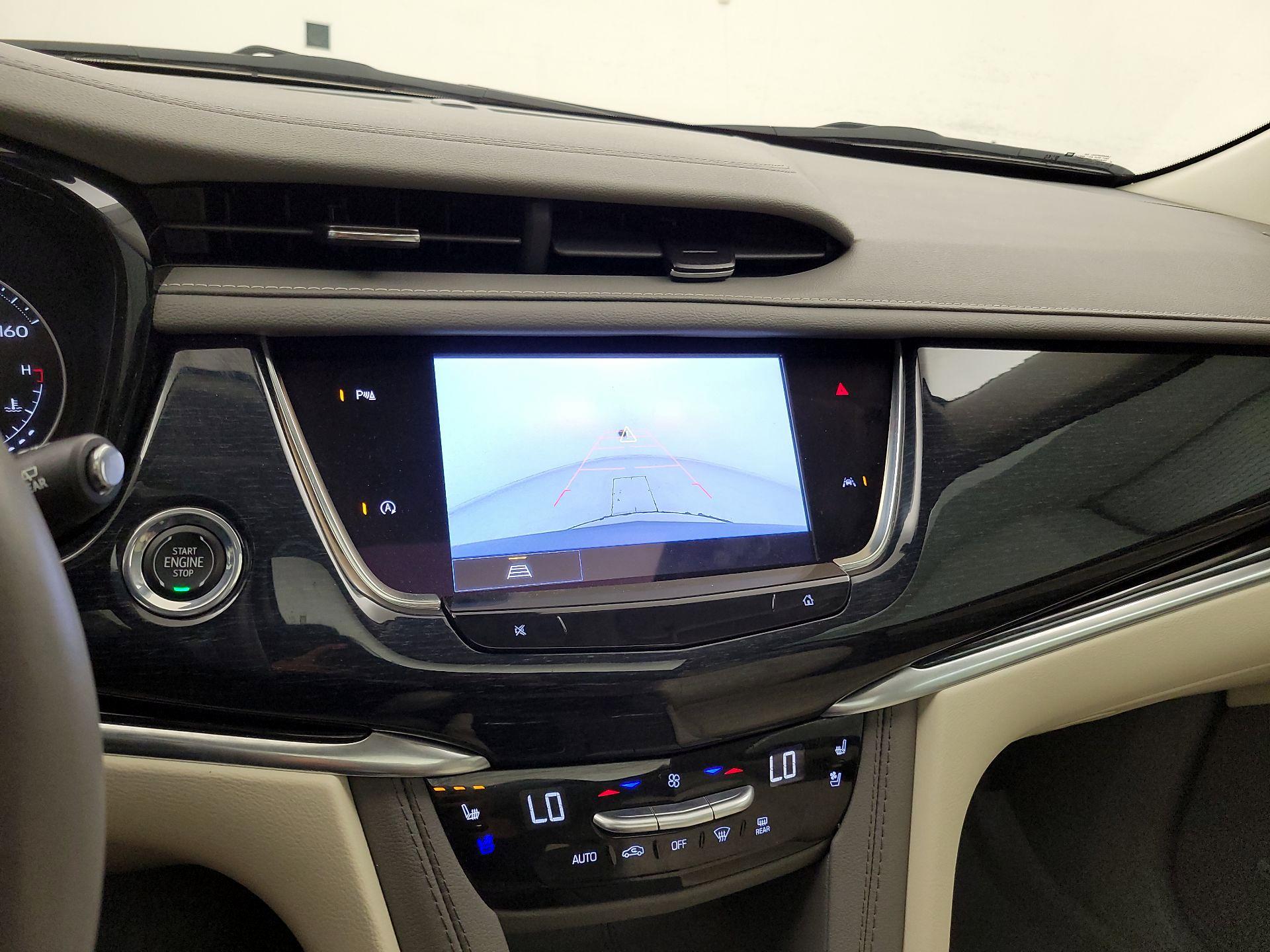 Thumbnail: 2024 Cadillac XT6 - 15