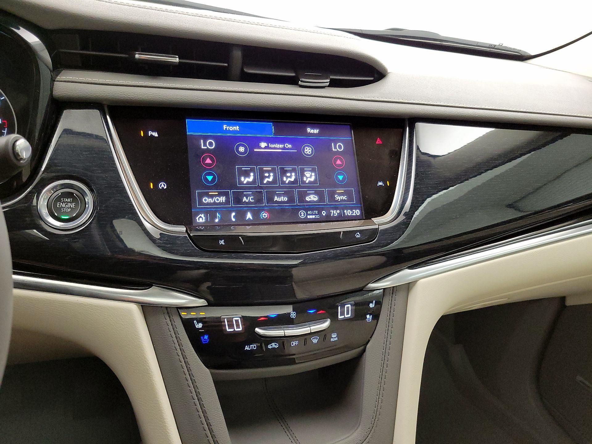 Thumbnail: 2024 Cadillac XT6 - 17