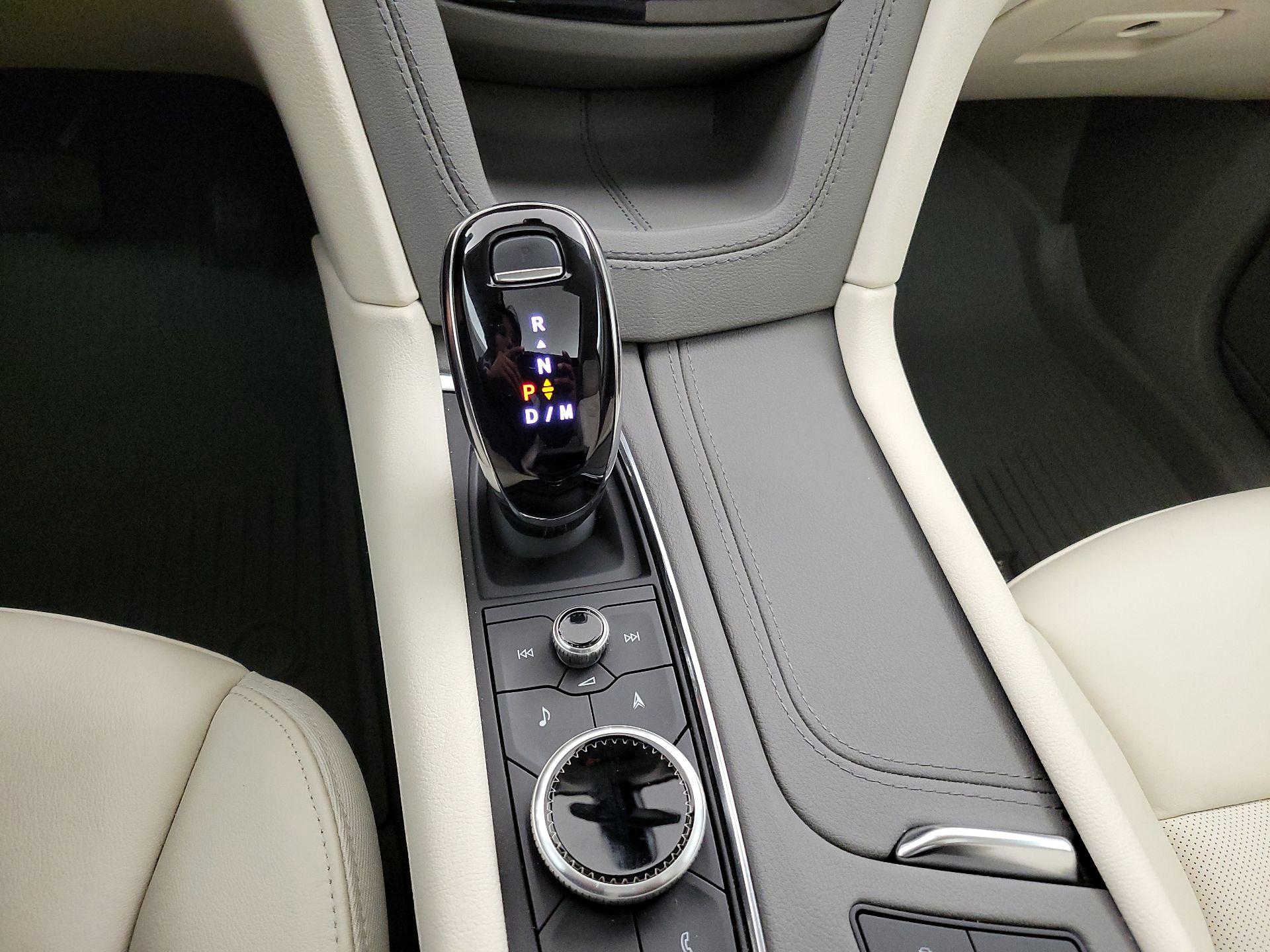 Thumbnail: 2024 Cadillac XT6 - 18