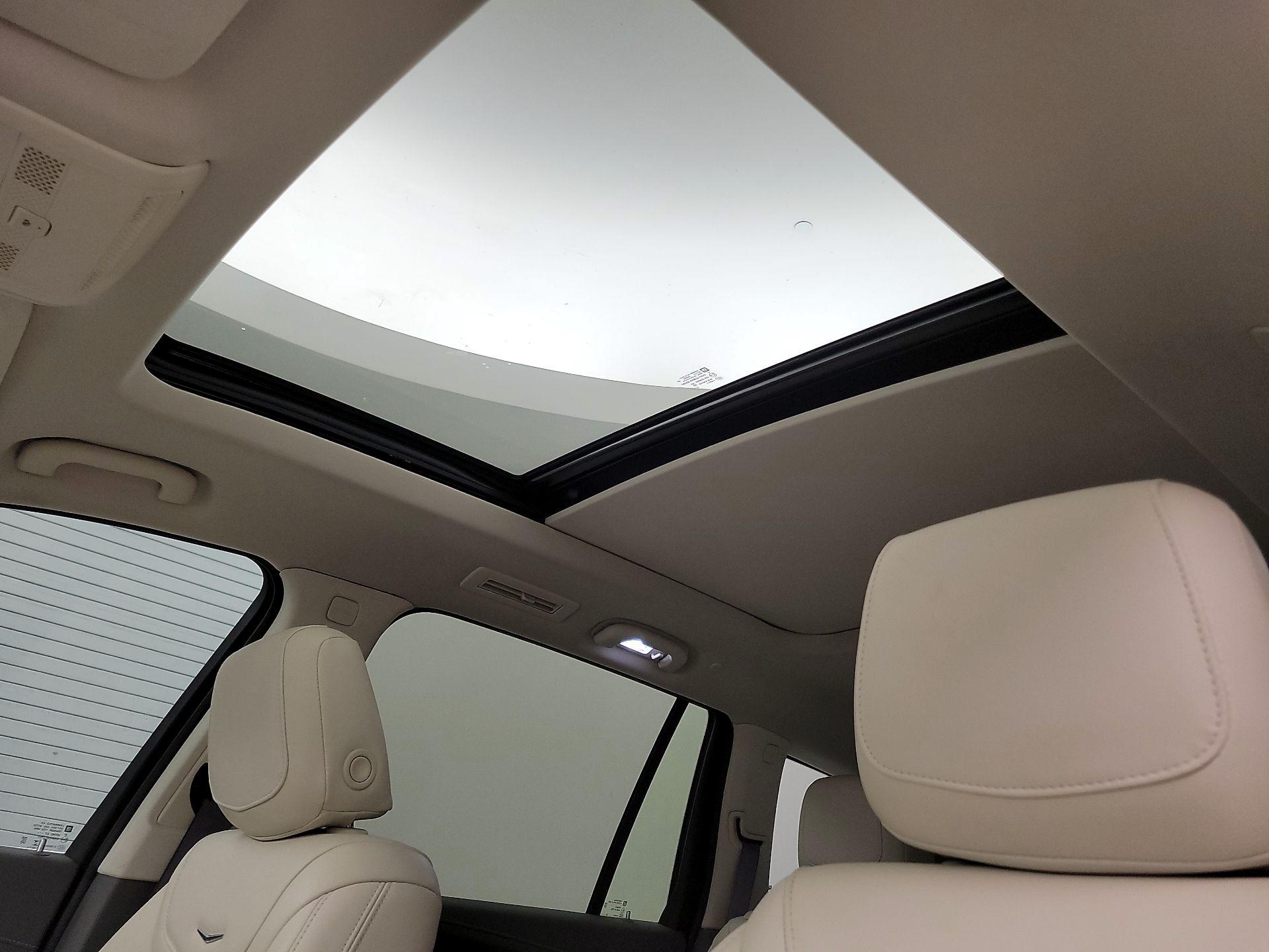 Thumbnail: 2024 Cadillac XT6 - 20
