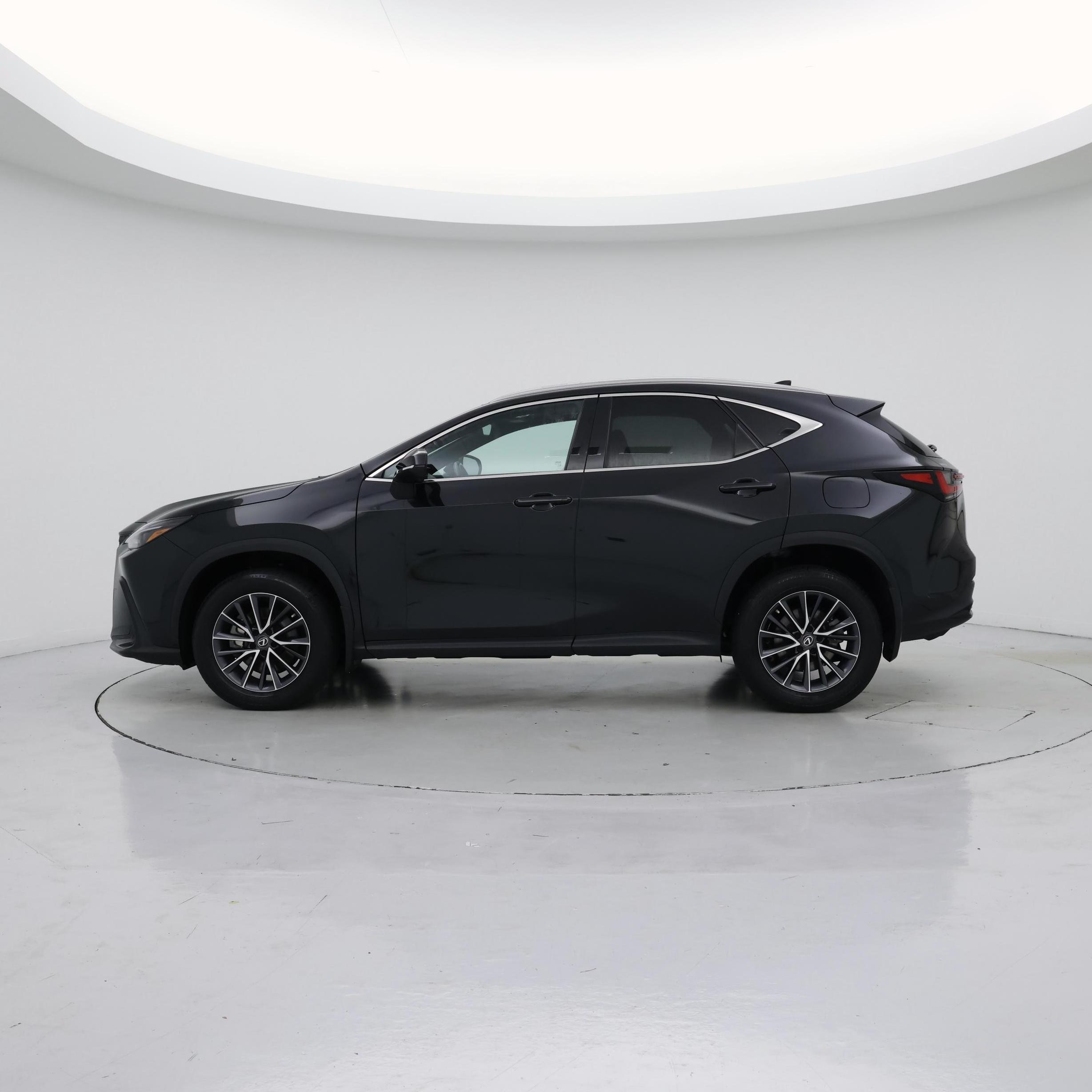Thumbnail: 2022 Lexus NX - 3