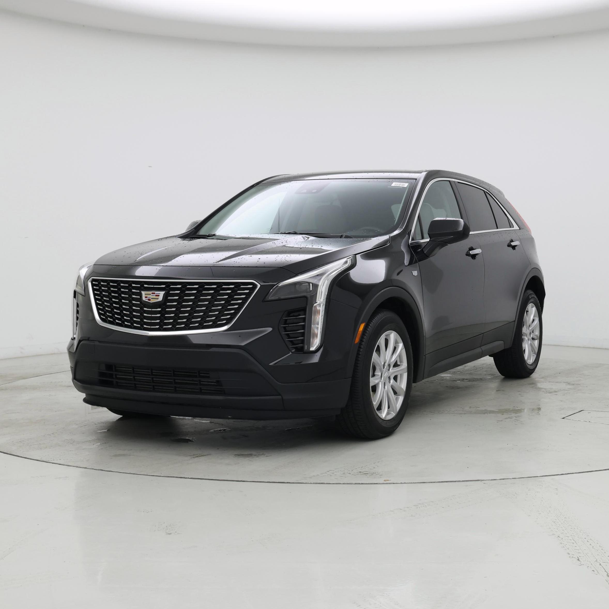 Thumbnail: 2022 Cadillac XT4 - 4