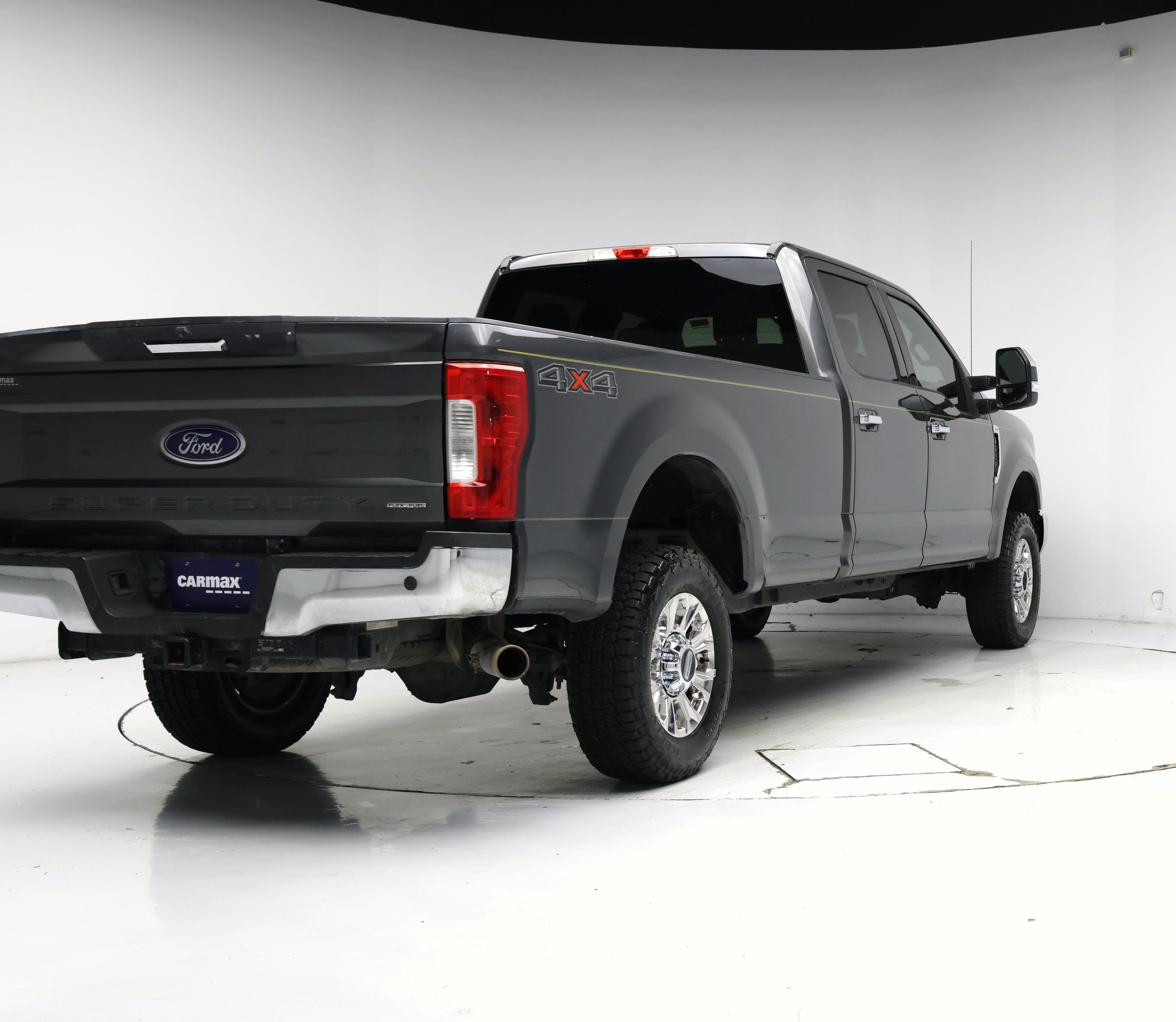 Thumbnail: 2017 Ford F-250 - 8