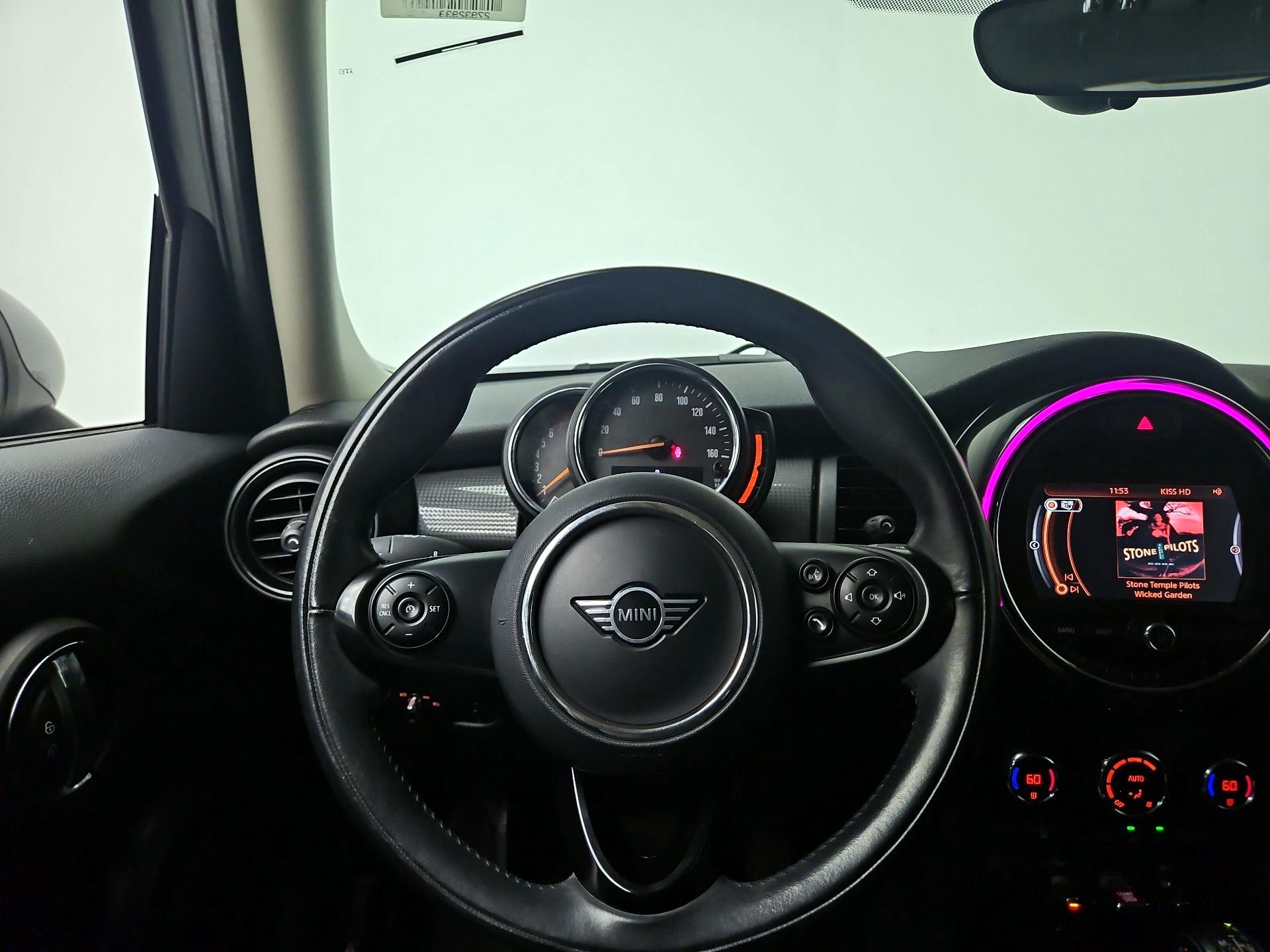 Thumbnail: 2018 MINI Cooper Hardtop - 10
